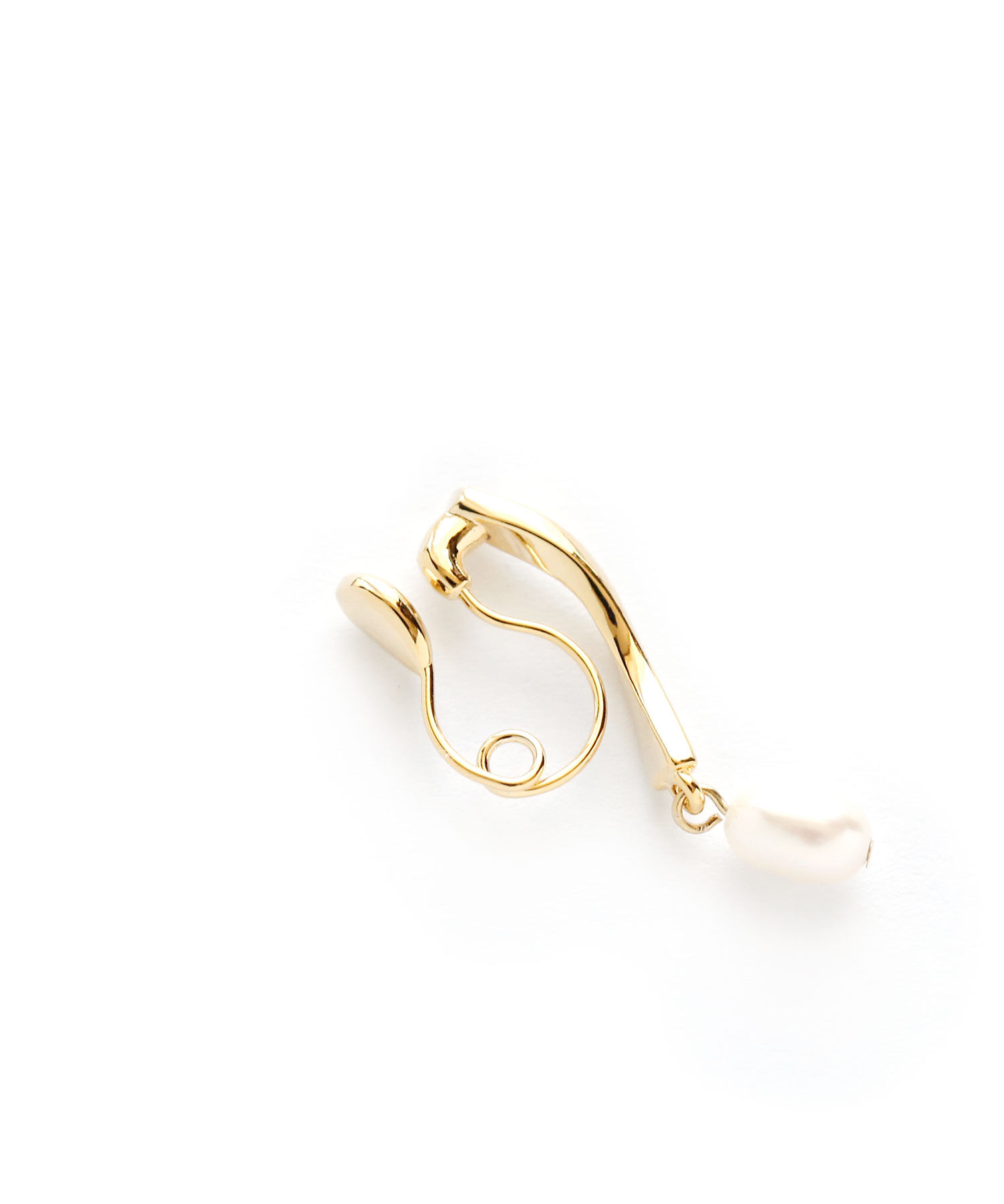 colleca la「ループフィット・ウェーブバーと淡水パールのイヤリング」|イヤリング|