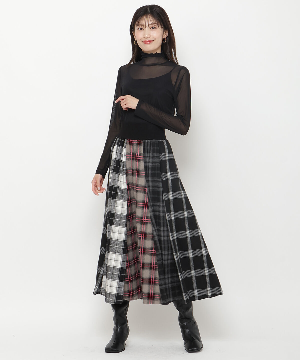 アンドクチュール「ウエストリブMIXネルチェックロングスカート」|フレア|黒系チェック