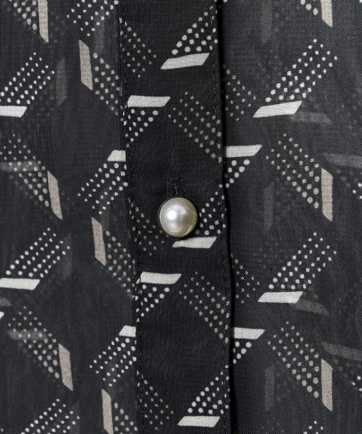 REDYAZEL「オリジナル総柄プリントブラウス」|シャツ・ブラウス|