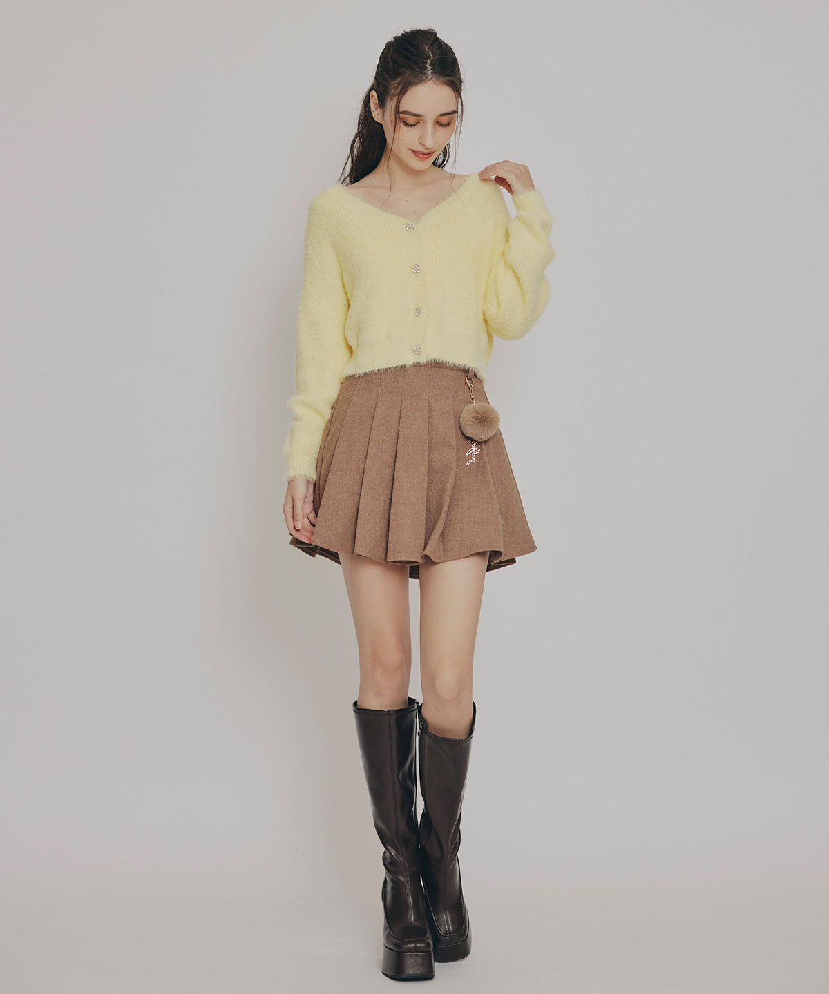 REDYAZEL「フェザーヤーンビジューボタンカーディガン」|カーディガン|