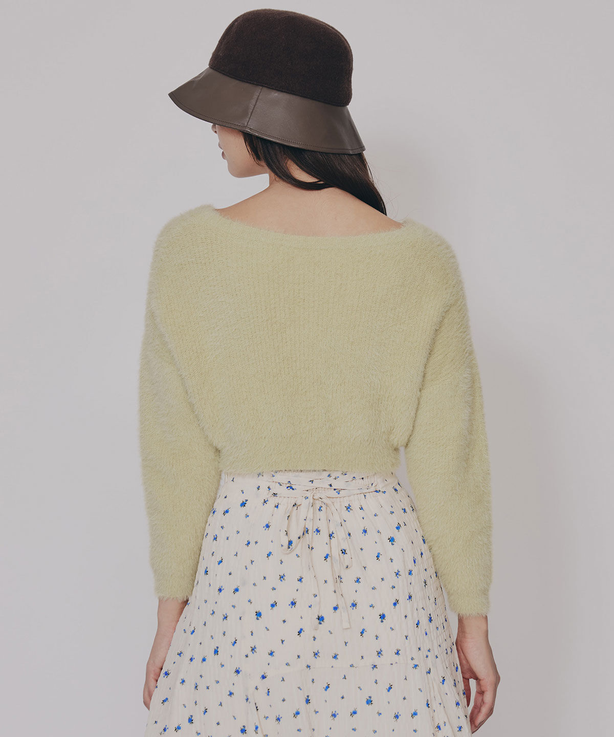 REDYAZEL「フェザーヤーンビジューボタンカーディガン」|カーディガン|