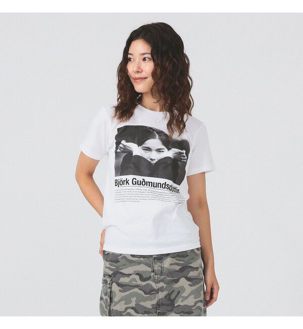 Ray BEAMS 「【別注】Kevin Cummins / 「Bjork」Photo T①」|Tシャツ・カットソー|WHITE
