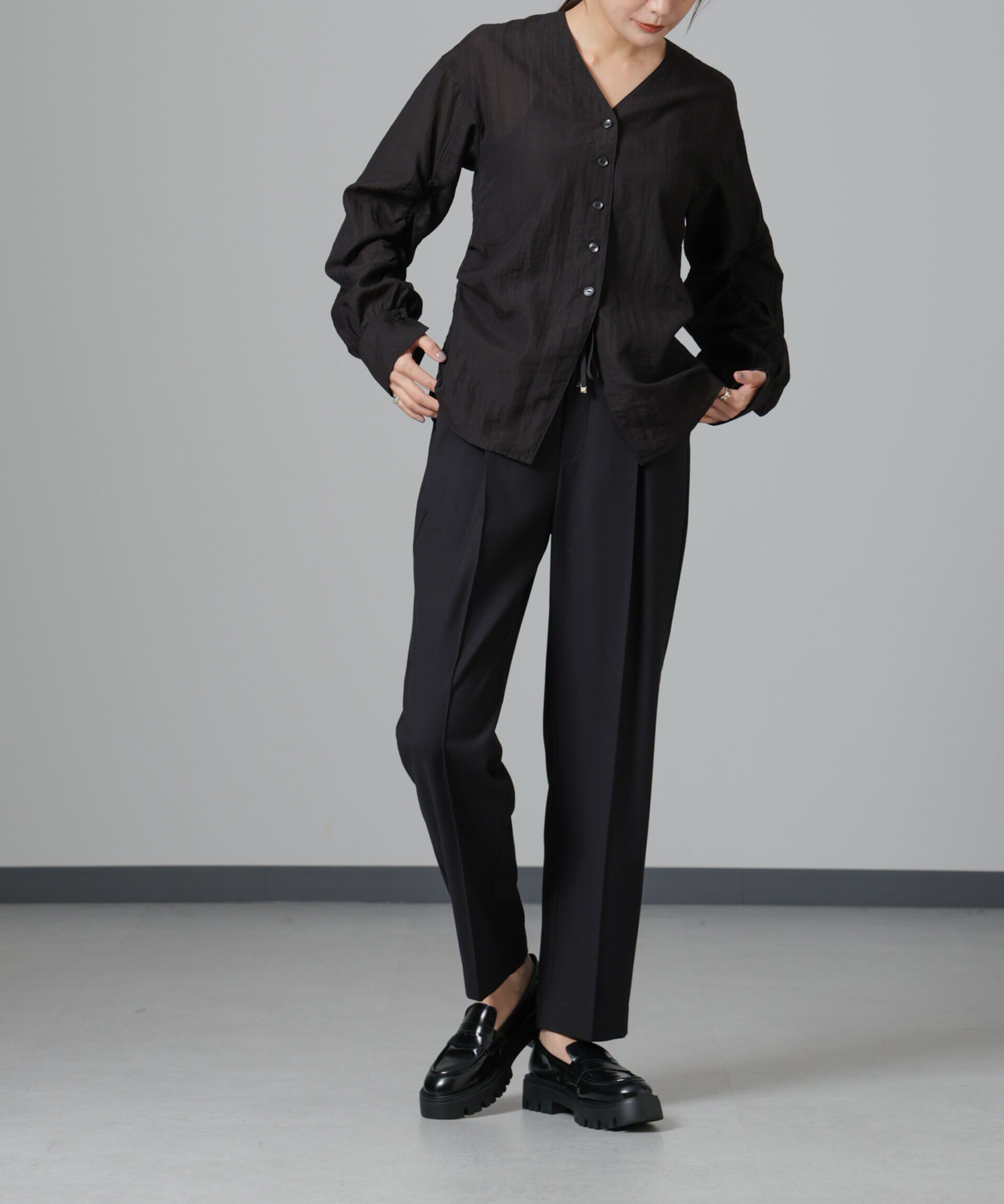 nano･universe「ウラキモウ ピンタックイージーテーパードパンツ」|チノ|