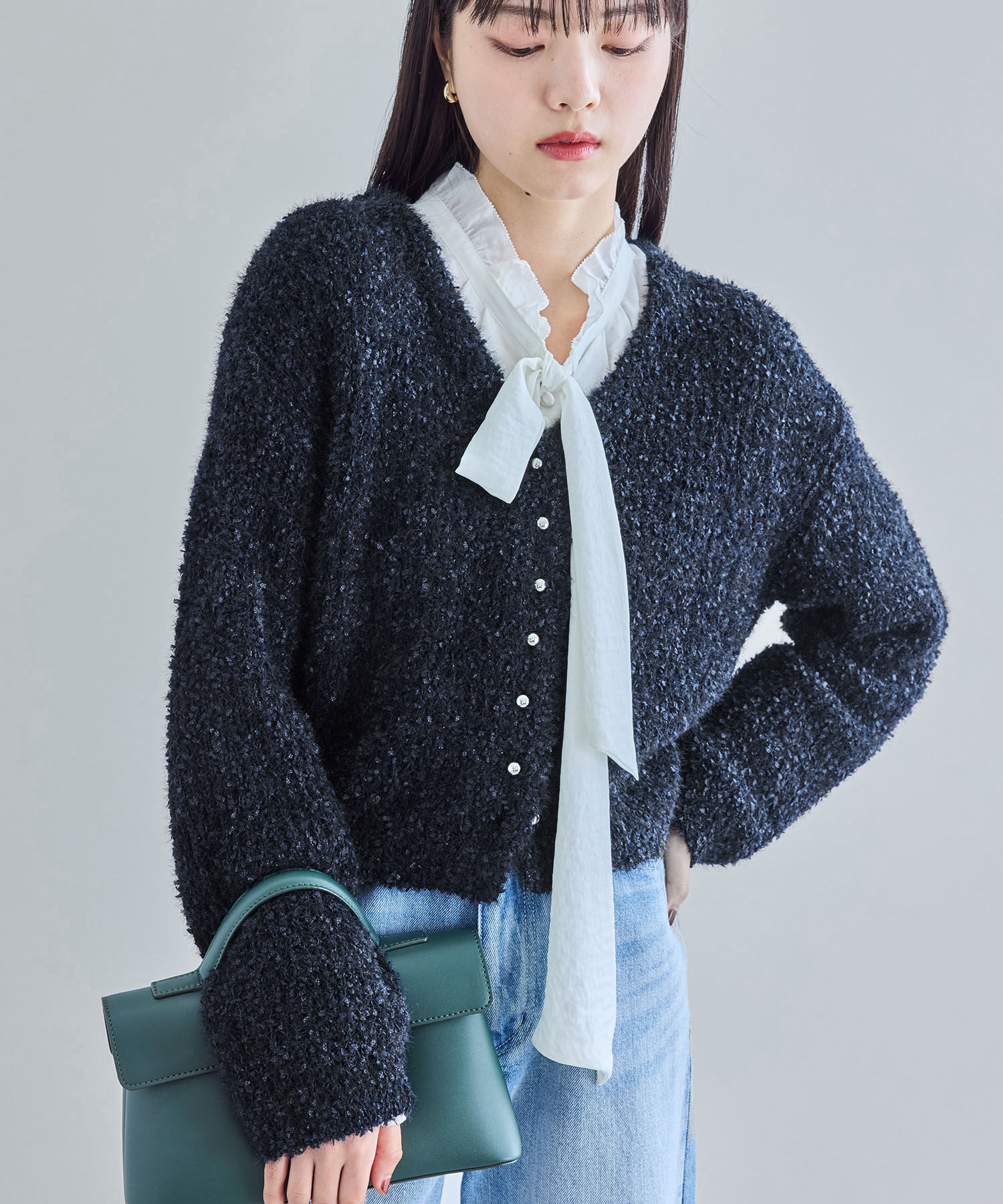 VIS「フェザーリボンヤーン多釦カーディガン」|カーディガン|ネイビー(40)