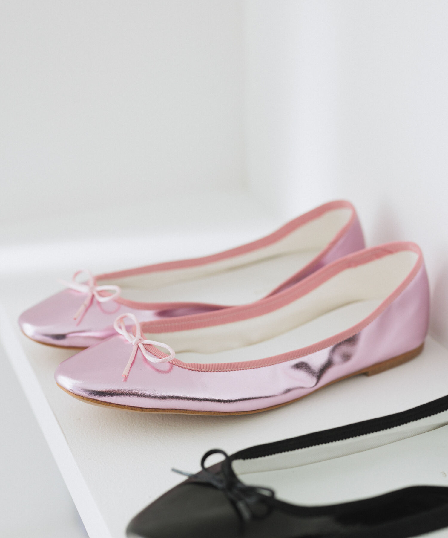 ADAM ET ROPE'「【サステナブル】メタリックバレエ」|バレエシューズ|ピンク(63)