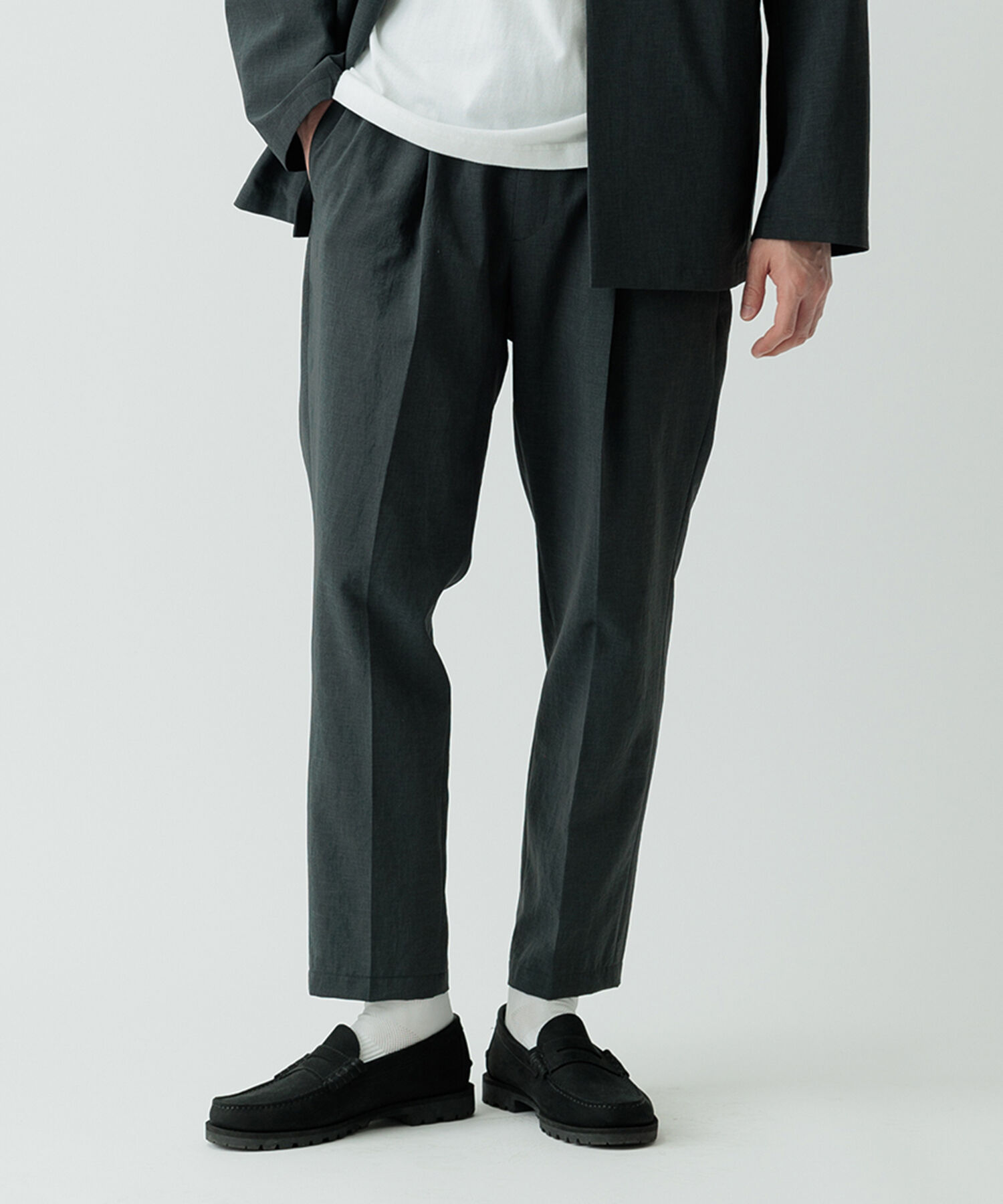 ADAM ET ROPE'「2点セット【RIRANCHA / リランチェ】セットアップ / ノーカラージャケット＆イージーパンツ / イージーケア」|スーツ|