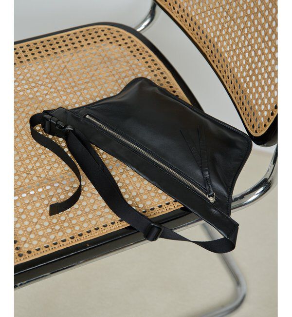 Hoaw.「【Hoaw.】レザーウエストポーチ」|トートバッグ|ブラック