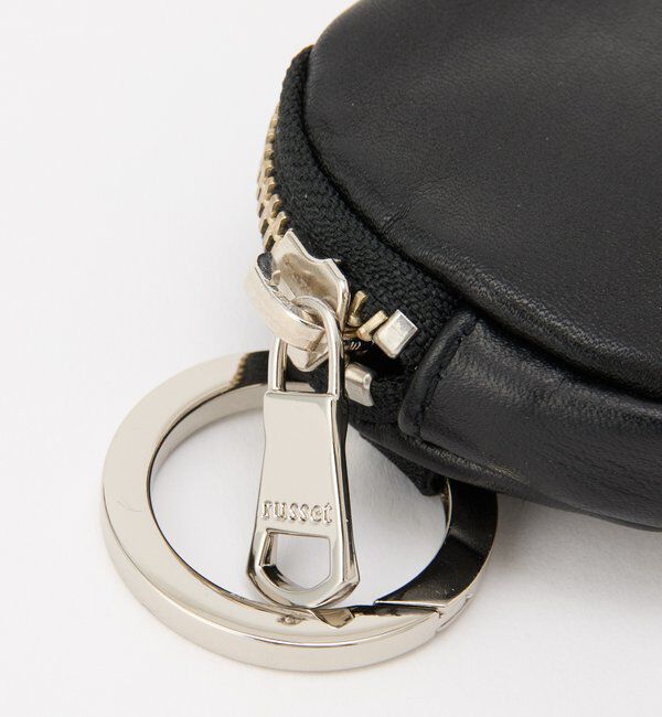  「ソフトレザーカラビナ付き横長ポーチ」|その他|