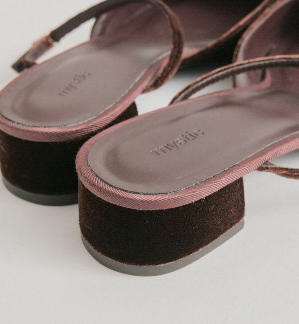  「ポインテッドトゥ ベロアパンプス」|パンプス|