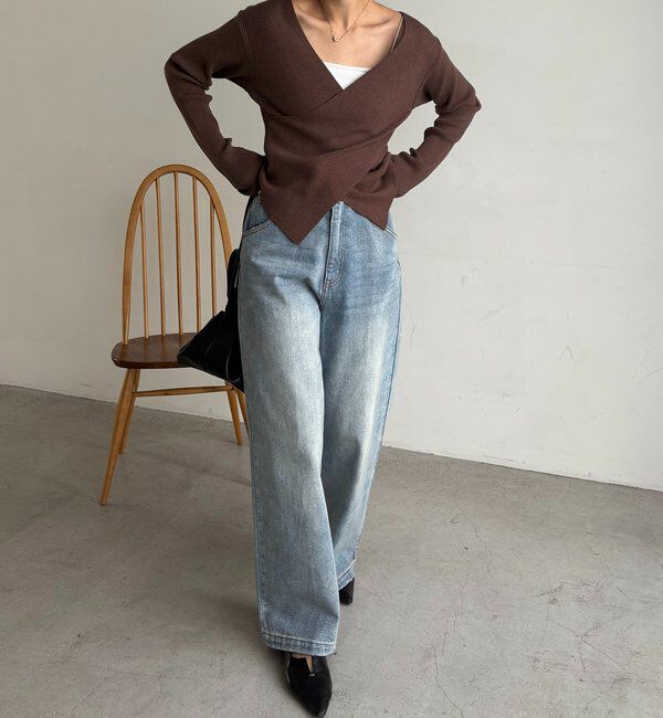  「【新色/ライトベージュ・グレー】クロスVネックニット」|ニット・セーター|