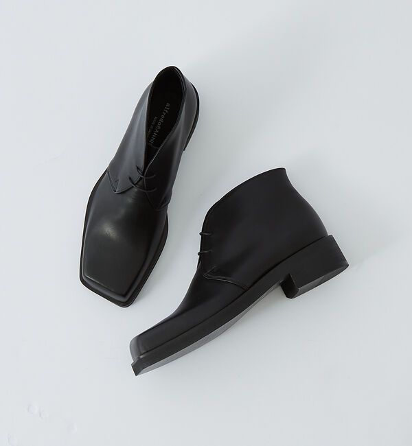 alfredoBANNISTER「オブリーク チャッカ ブーツ」|ショートブーツ|ブラック