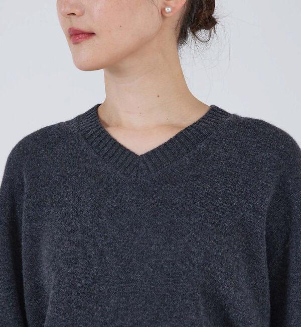 qualite「ウールグアイウールVネックニット」|ニット・セーター|