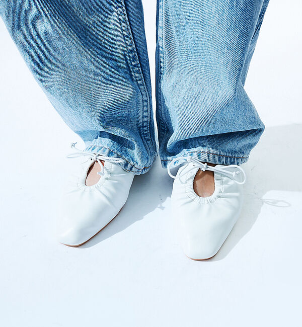 AU BANNISTER「【LAROUTE】レースアップギャザー ソフトパンプス」|その他|