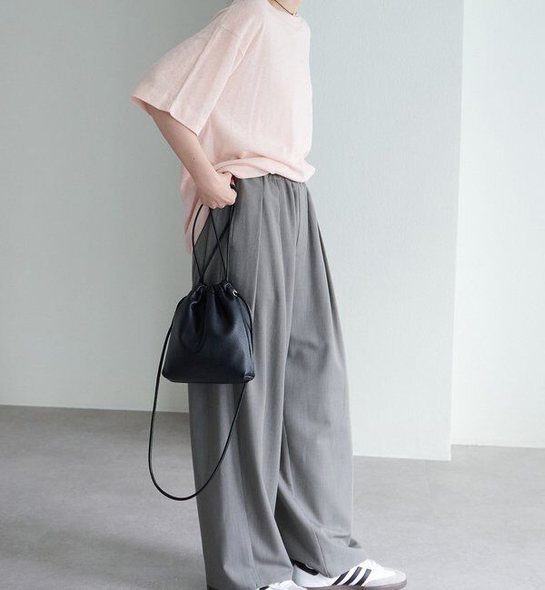  「ロゴ刺繍&times;フロッキープリント麻混Tシャツ」|Tシャツ・カットソー|