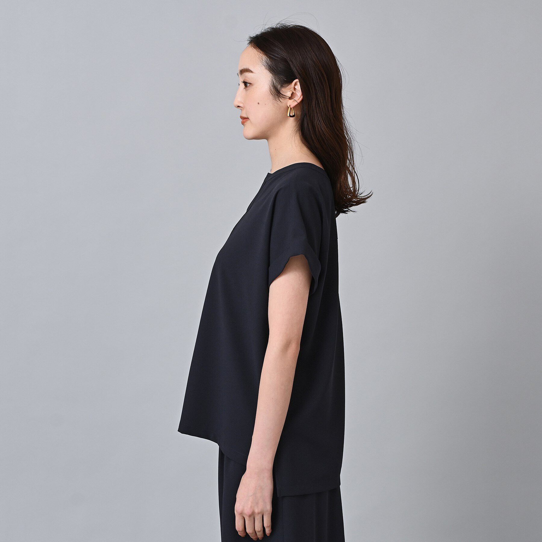 UNTITLED「【清涼感／夏も快適人気セットアップ】リラックスシルエット スキッパーブラウス」|シャツ・ブラウス|