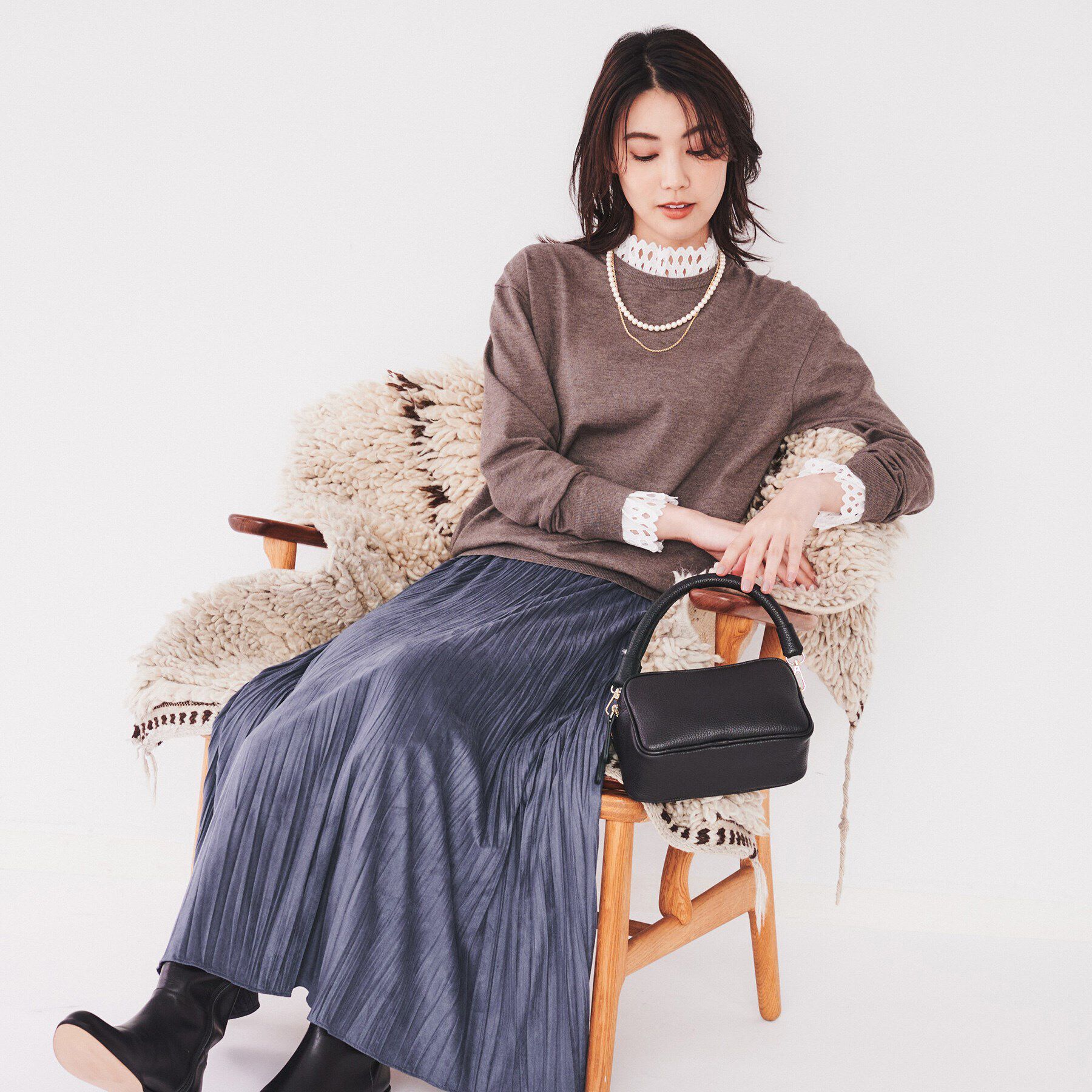 UNTITLED「【洗える/ウエストゴム】スエード風ランダムプリーツスカート」|スカート|