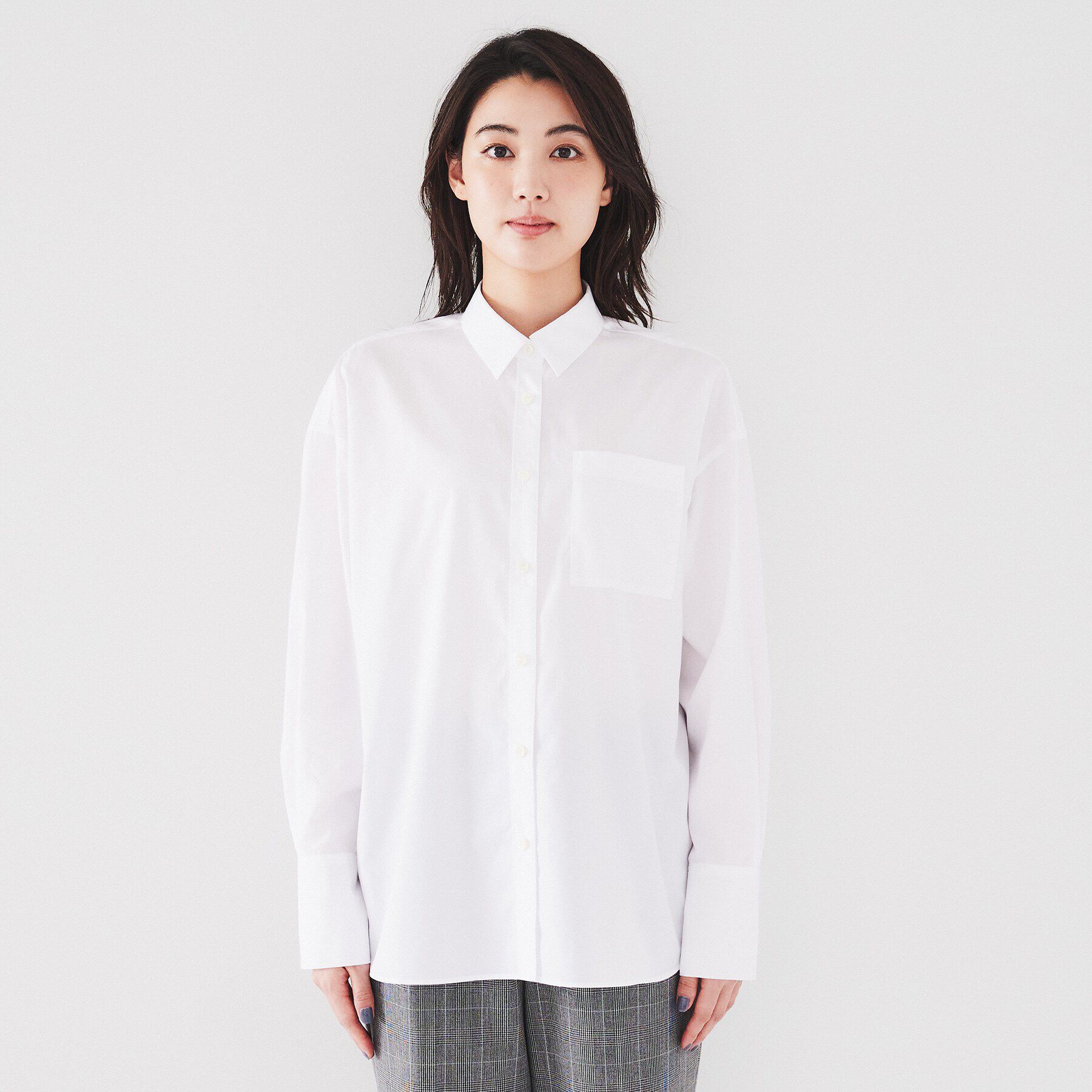 UNTITLED「【ニットと重ね着にもおすすめ！】ワイドシルエットシャツ」|シャツ・ブラウス|