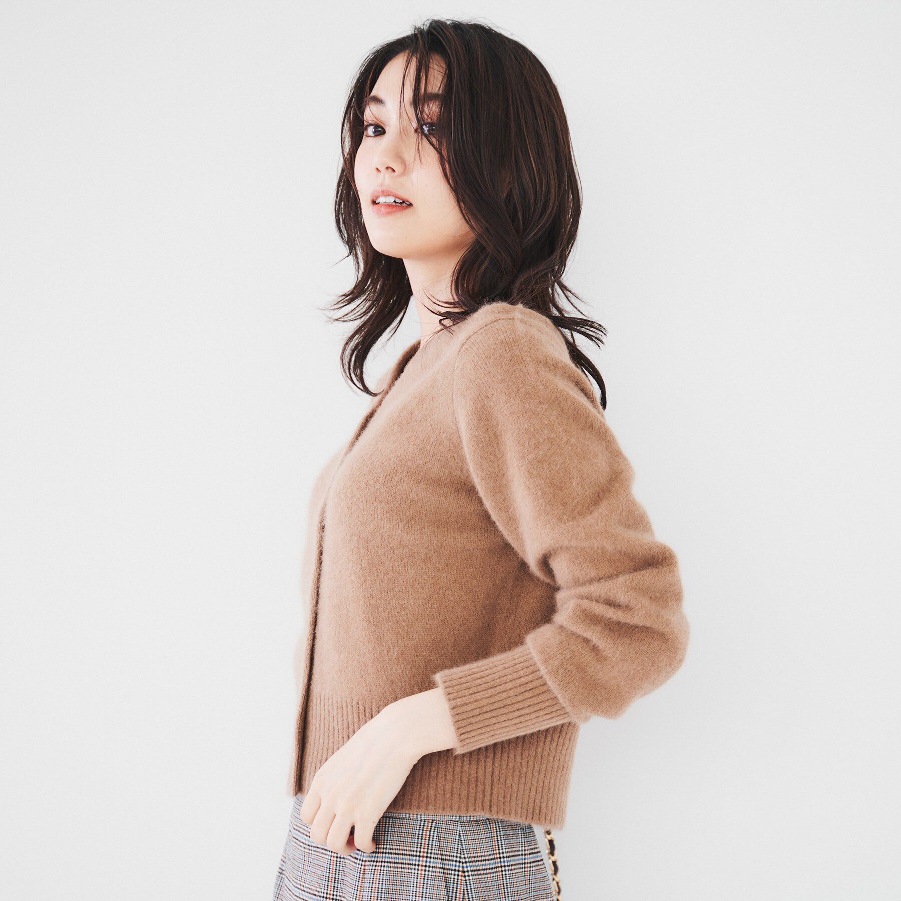 UNTITLED「【ショート丈/一枚着も可能】ウールフォックス Vネックカーディガン」|カーディガン|