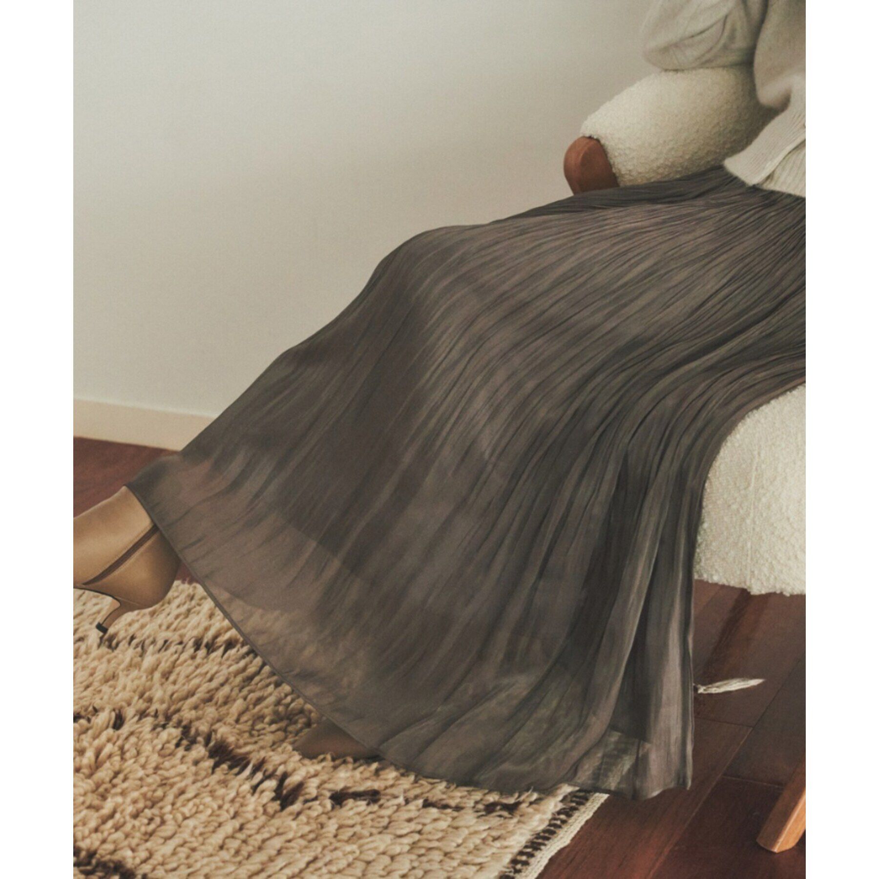 UNTITLED「【ウエストゴム/洗える】シアープリーツスカート」|スカート|