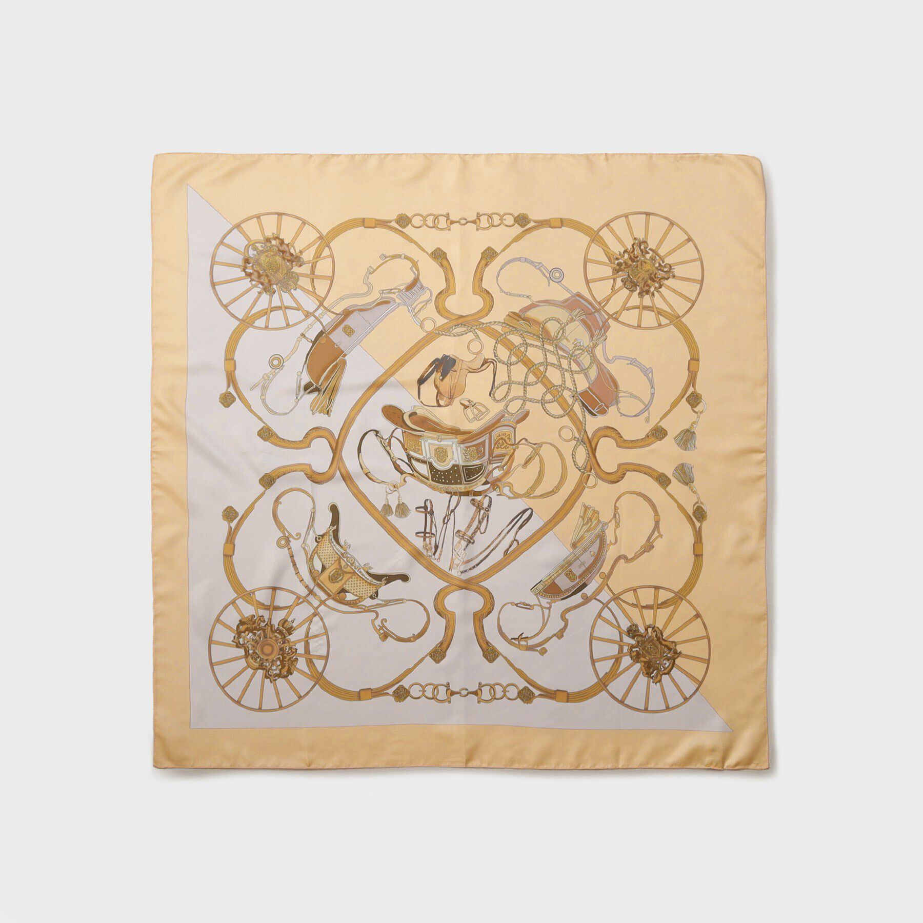 UNTITLED「【手洗い／88cm正方形】バイカラーハーネススカーフ」|バンダナ・スカーフ|ライトイエロー(53