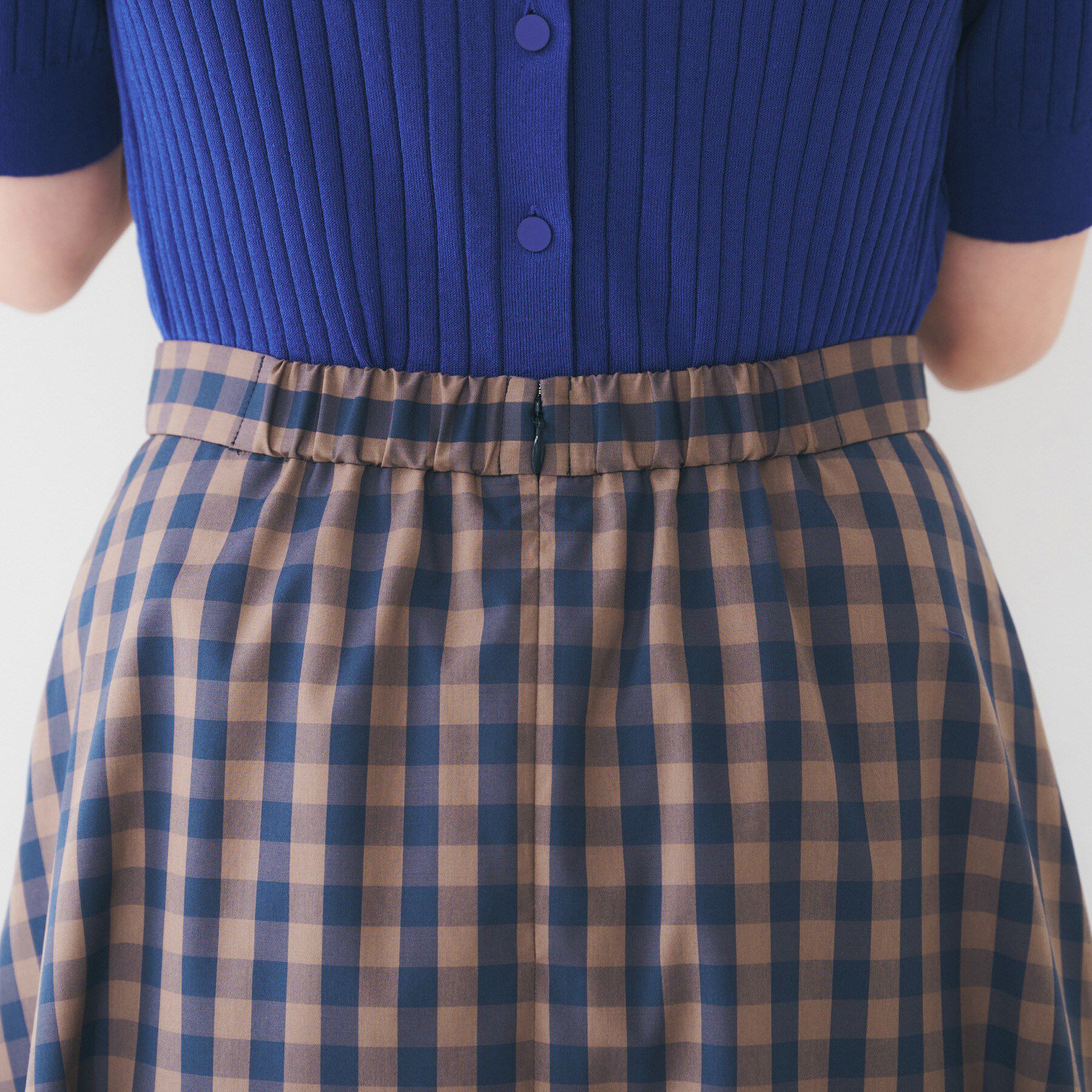 UNTITLED「【後ろウエストゴム/洗える】ギンガムチェックAラインスカート」|スカート|