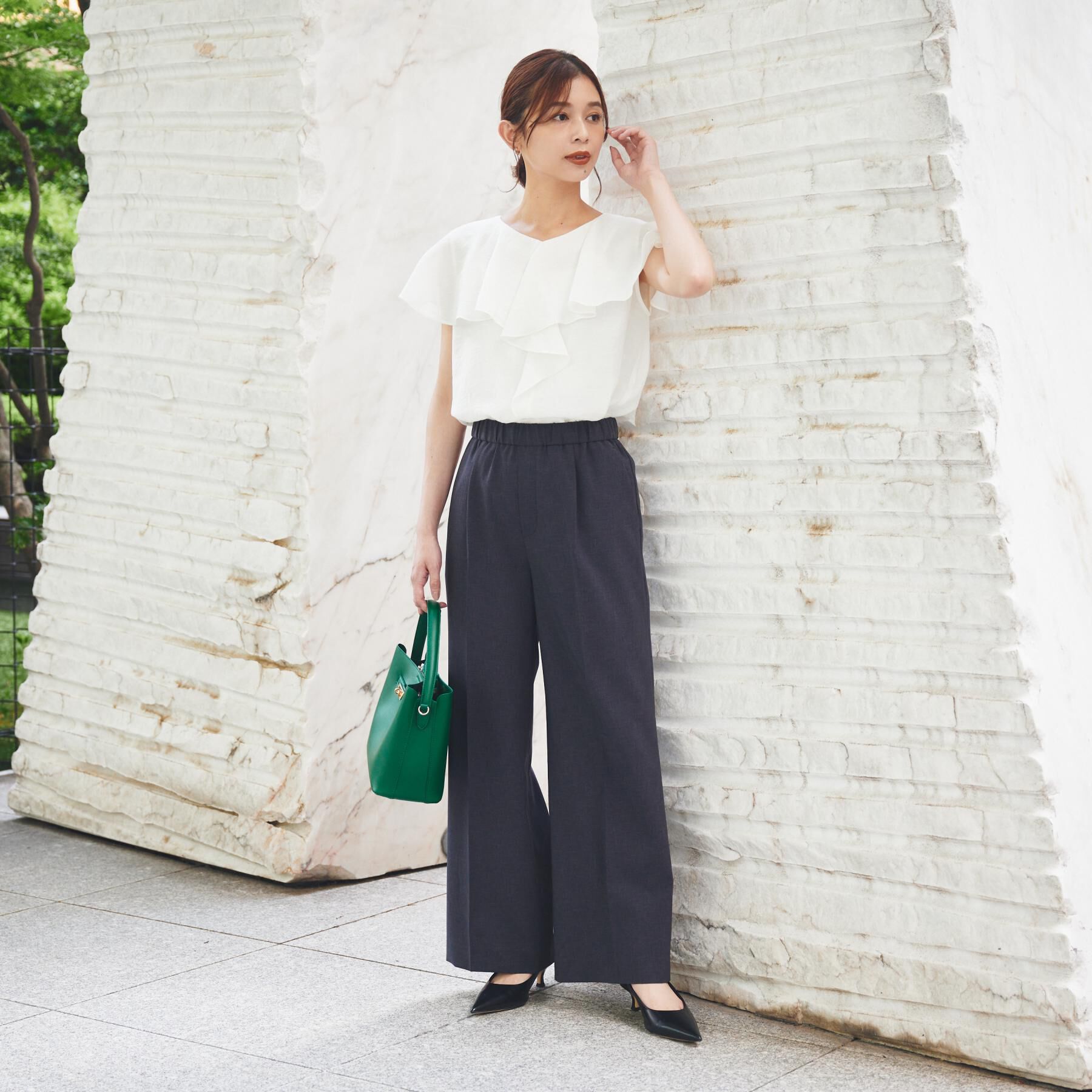 UNTITLED「【きれいめ/洗える/フリル】ラッフルシアーブラウス」|シャツ・ブラウス|