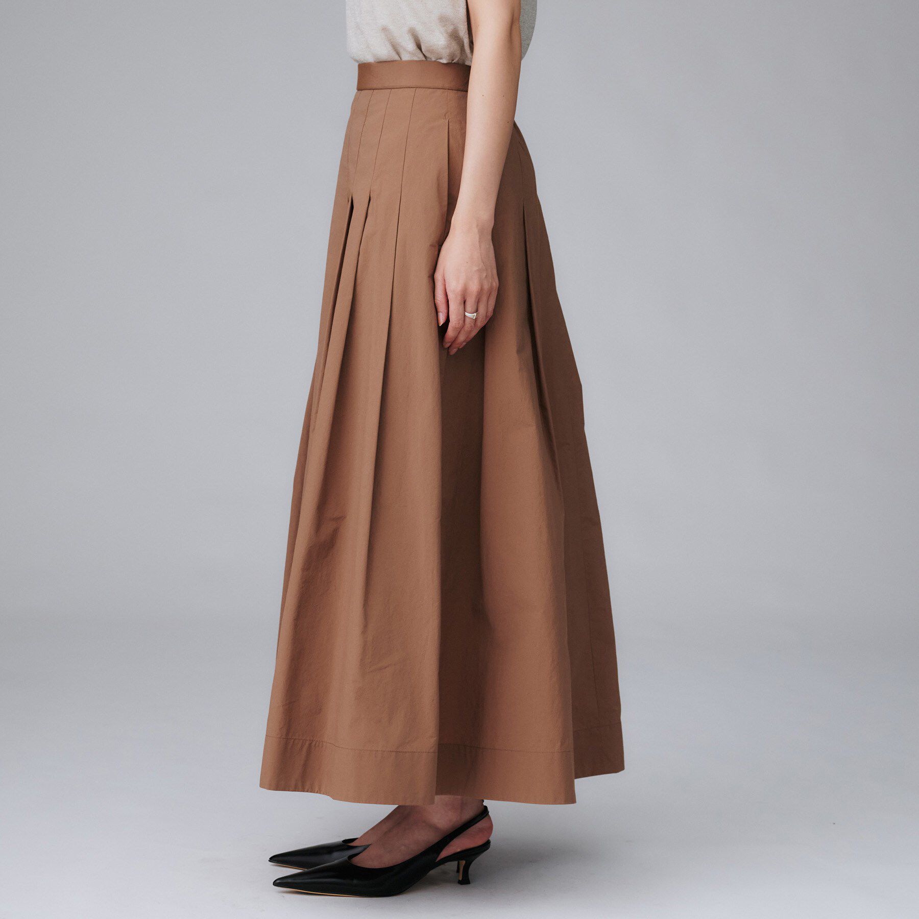 UNTITLED「【後ろウエストゴム/セットアップ可】ファブリカタックスカート」|スカート|
