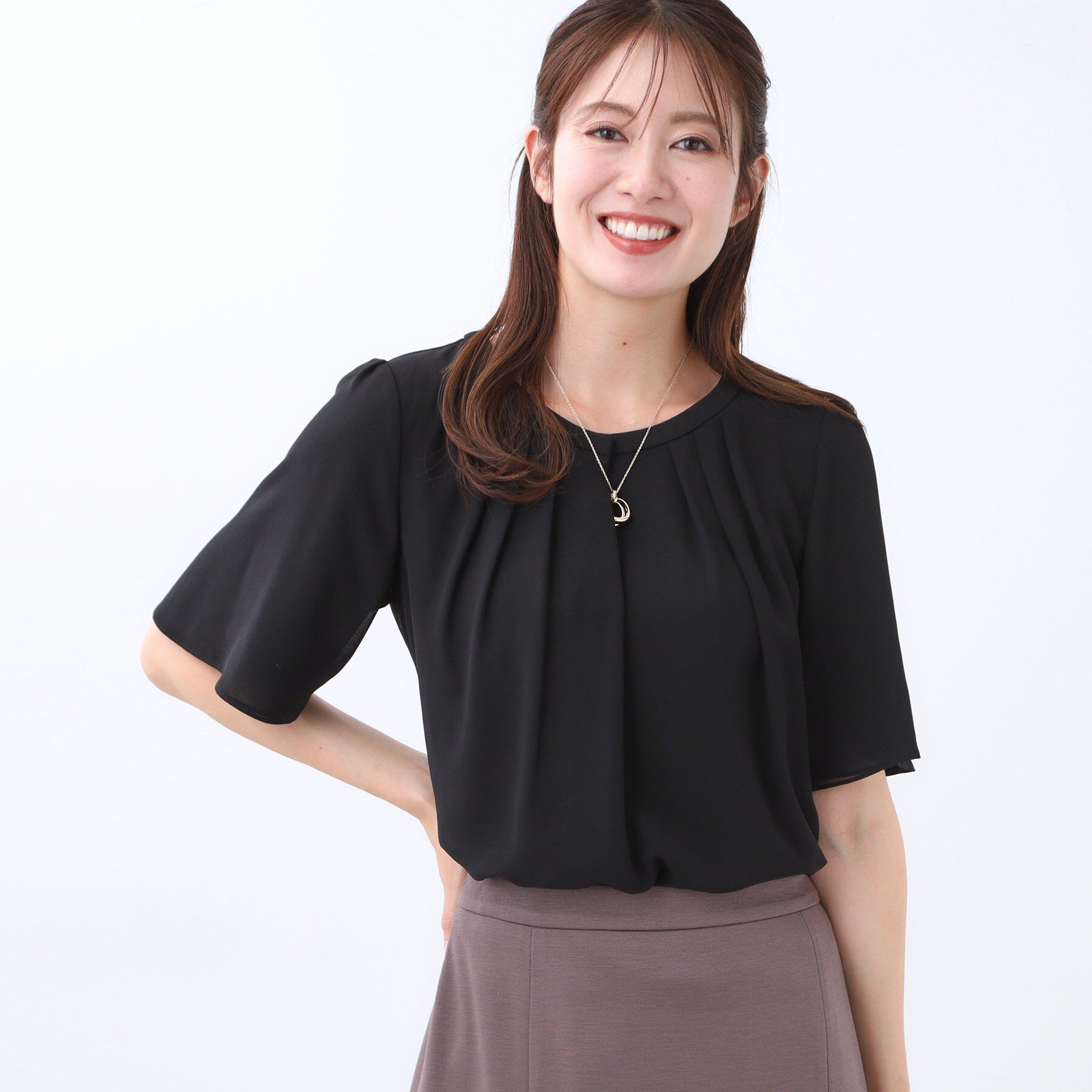 Reflect「【一枚着で着映え◎／ジャケットのインナーにも】フロント開きブラウス」|シャツ・ブラウス|