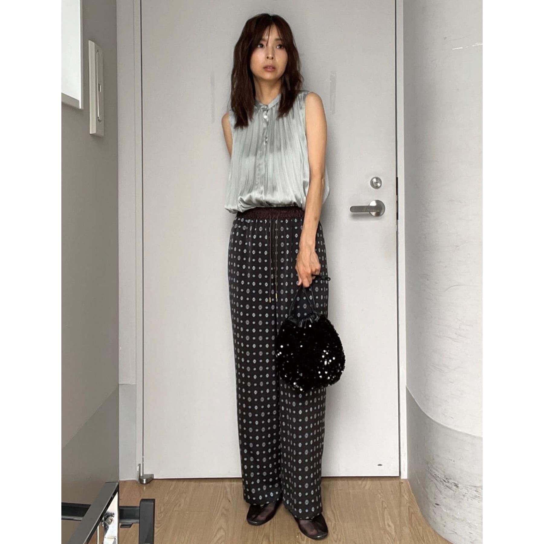 DRESSTERIOR「【洗える/きれいめ】プリーツサテンブラウス」|シャツ・ブラウス|