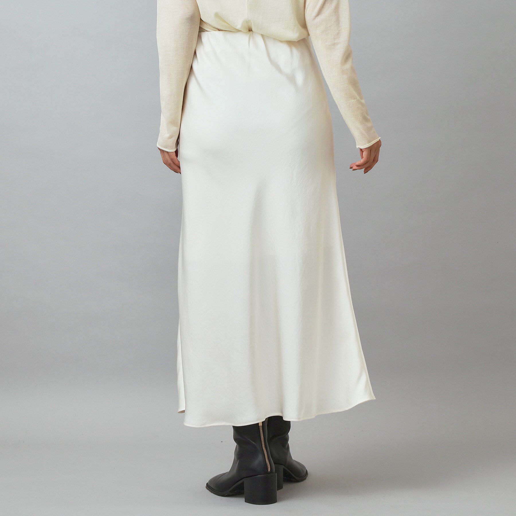 DRESSTERIOR「【CLASSY.12月号掲載】ストレッチヴィンテージサテンナロースカート」|スカート|