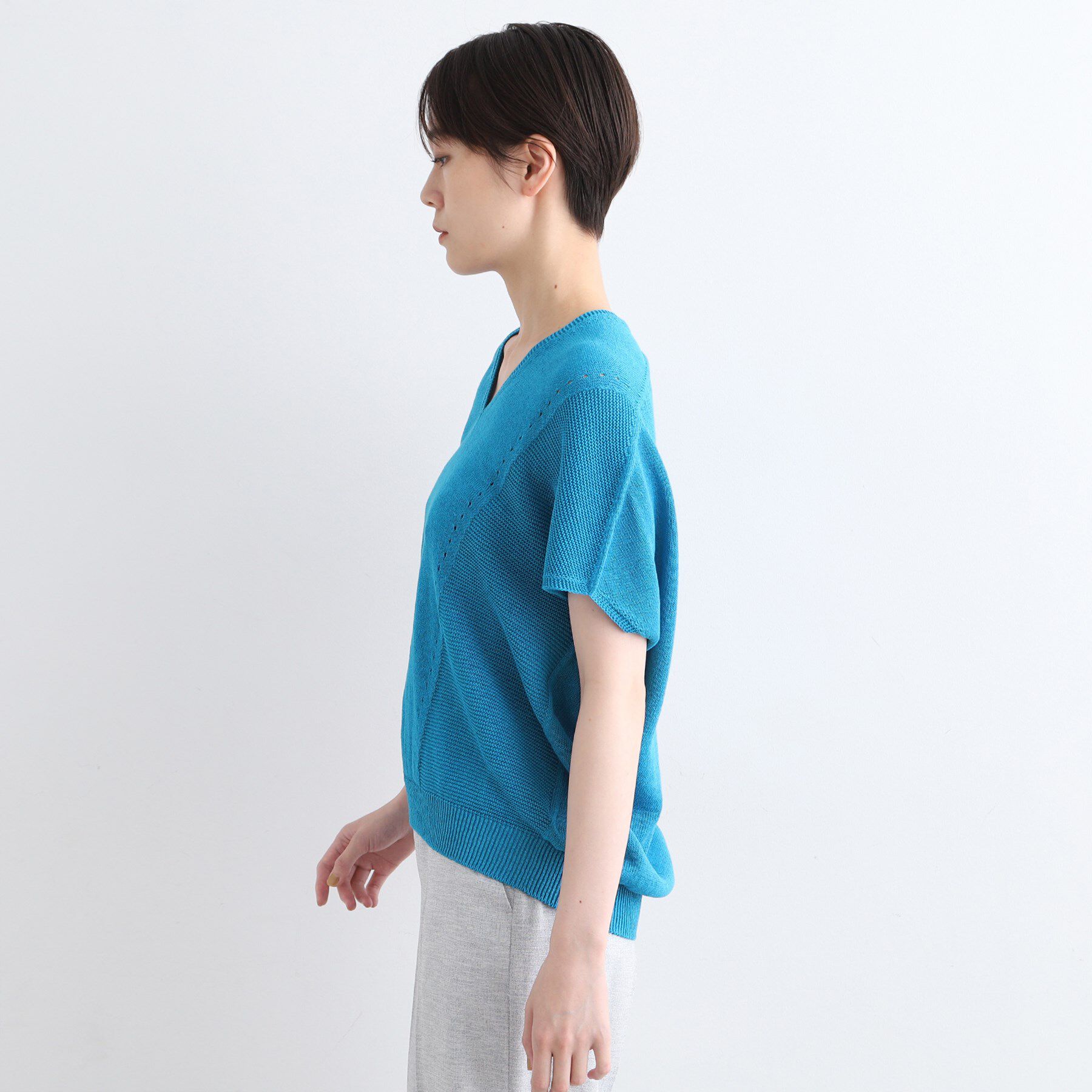 INDIVI「【洗える／サマーニット】無縫製ペーパーヤーンアシメ編地ニット」|ニット・セーター|