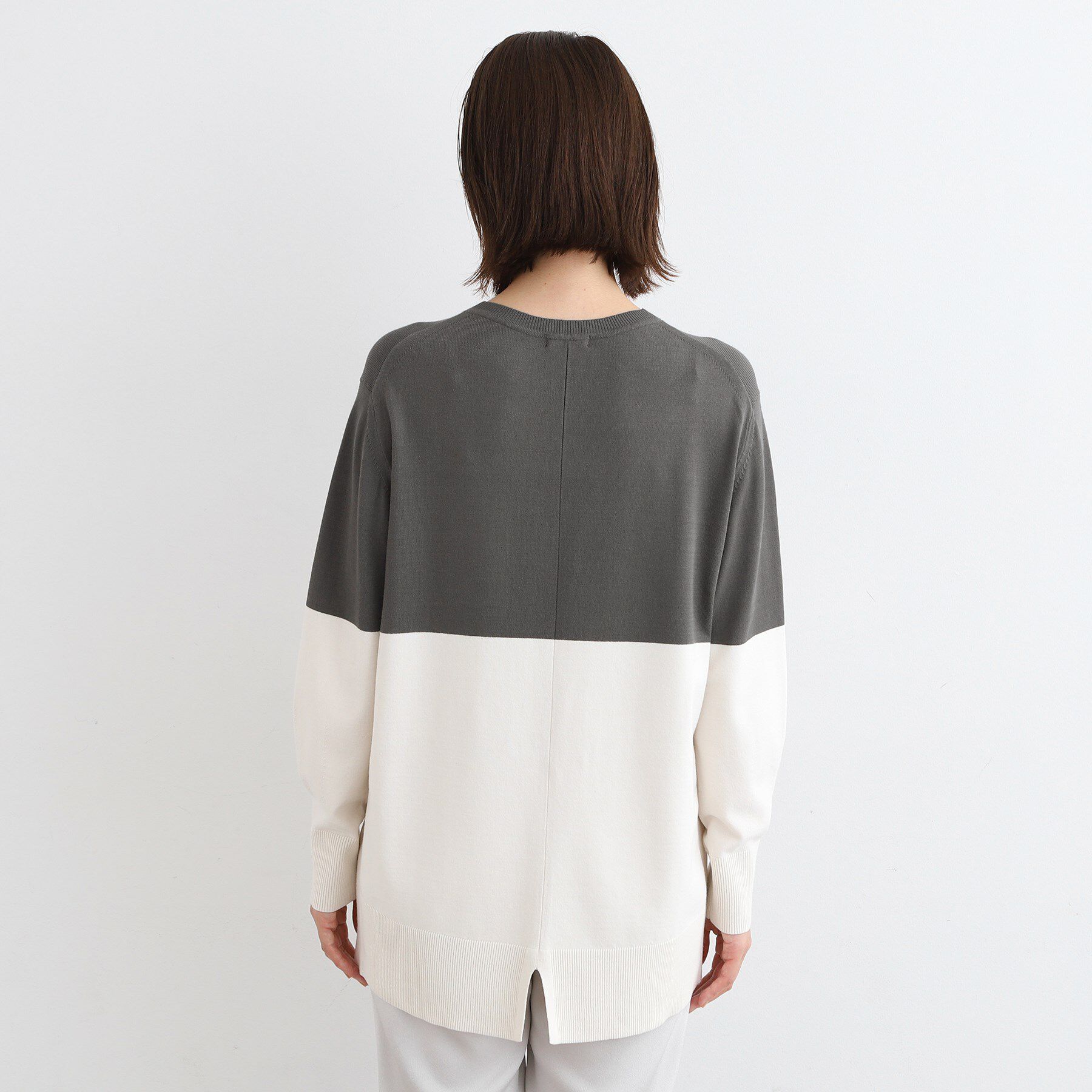 INDIVI「【洗える】Vネックチュニックニット」|ニット・セーター|