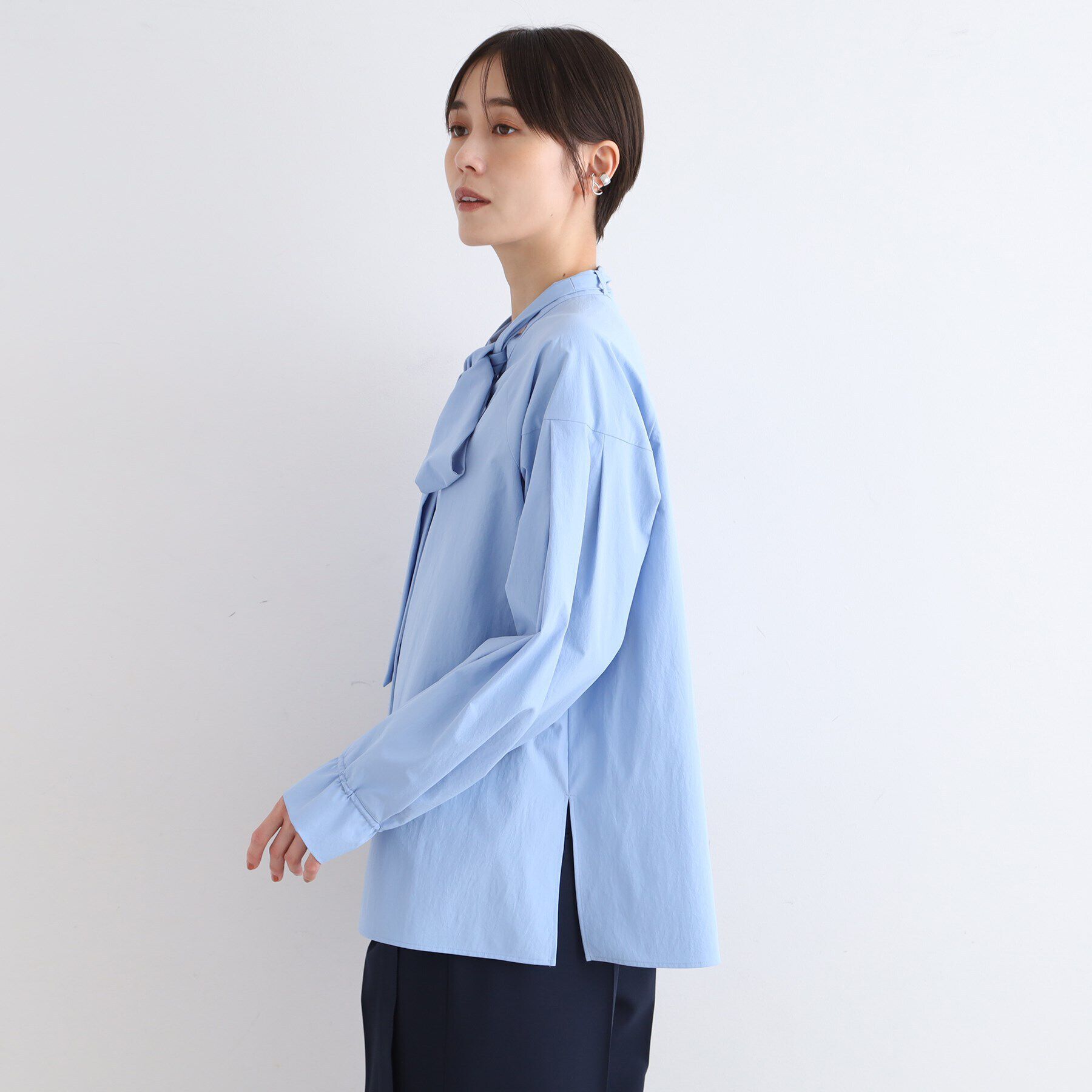 INDIVI「【洗える／2WAY】ボリュームスリーブ ボウタイブラウス」|シャツ・ブラウス|