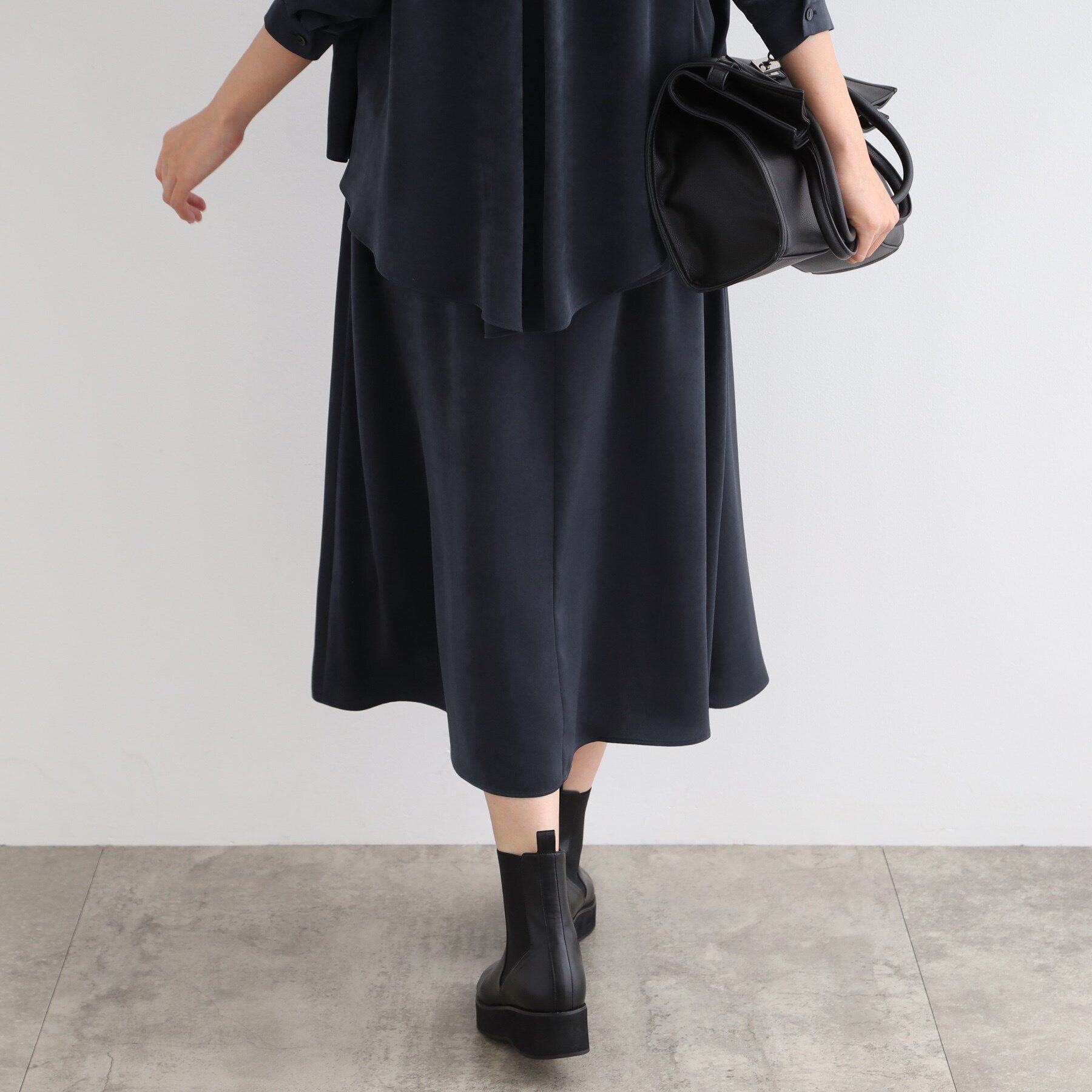 INDIVI「【洗える／UVケア】スエード調サテンタックスカート」|スカート|