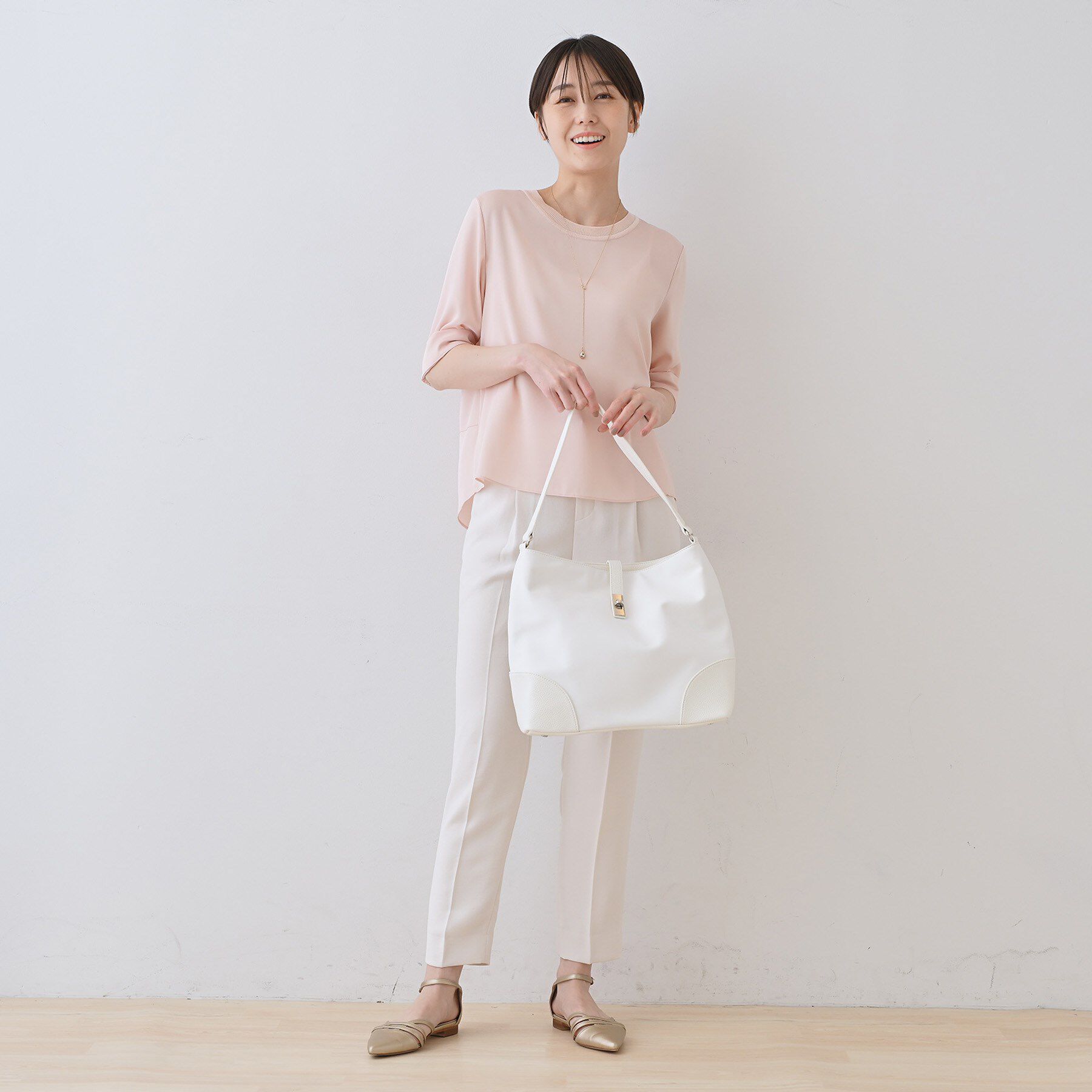 INDIVI「【洗える／5分袖】シルク風素材オフィスブラウス」|シャツ・ブラウス|