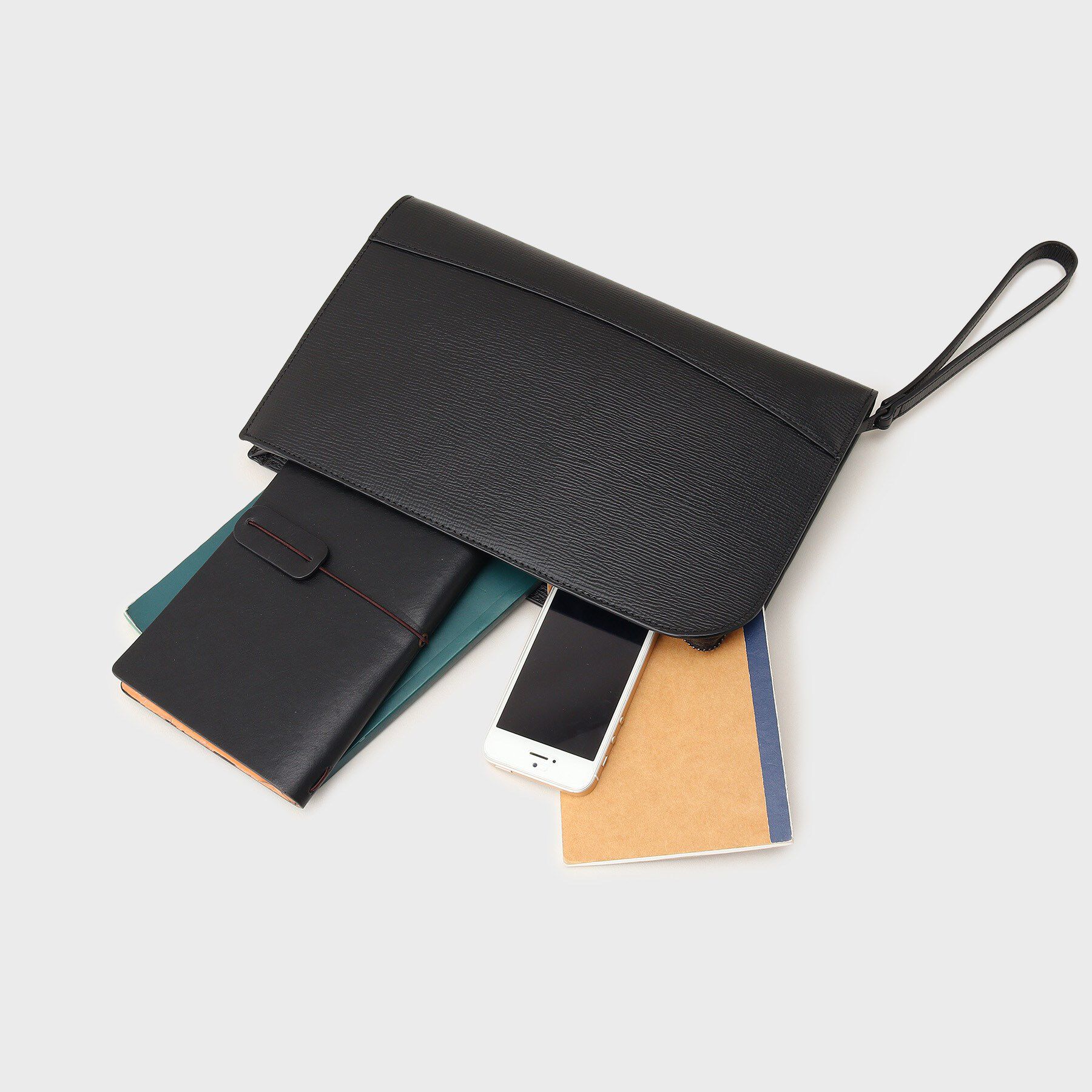 TAKEO KIKUCHI「【冠婚葬祭】ブラックレザー クラッチバッグ」|クラッチバッグ|