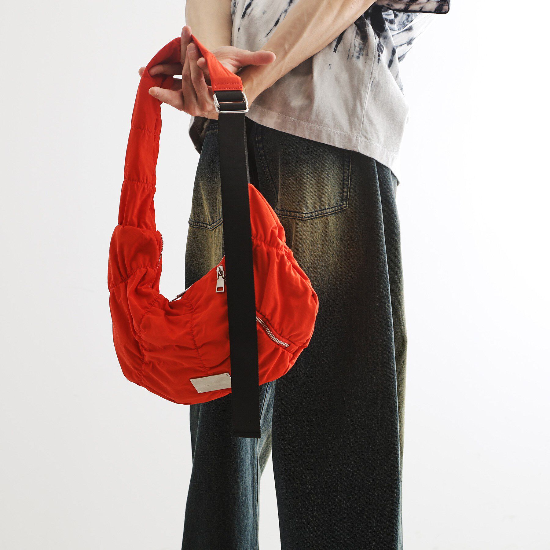 tk.TAKEO KIKUCHI「【パフィーシリーズ】ロータスショルダーバッグ」|ショルダー・メッセンジャー|オレンジ(167)