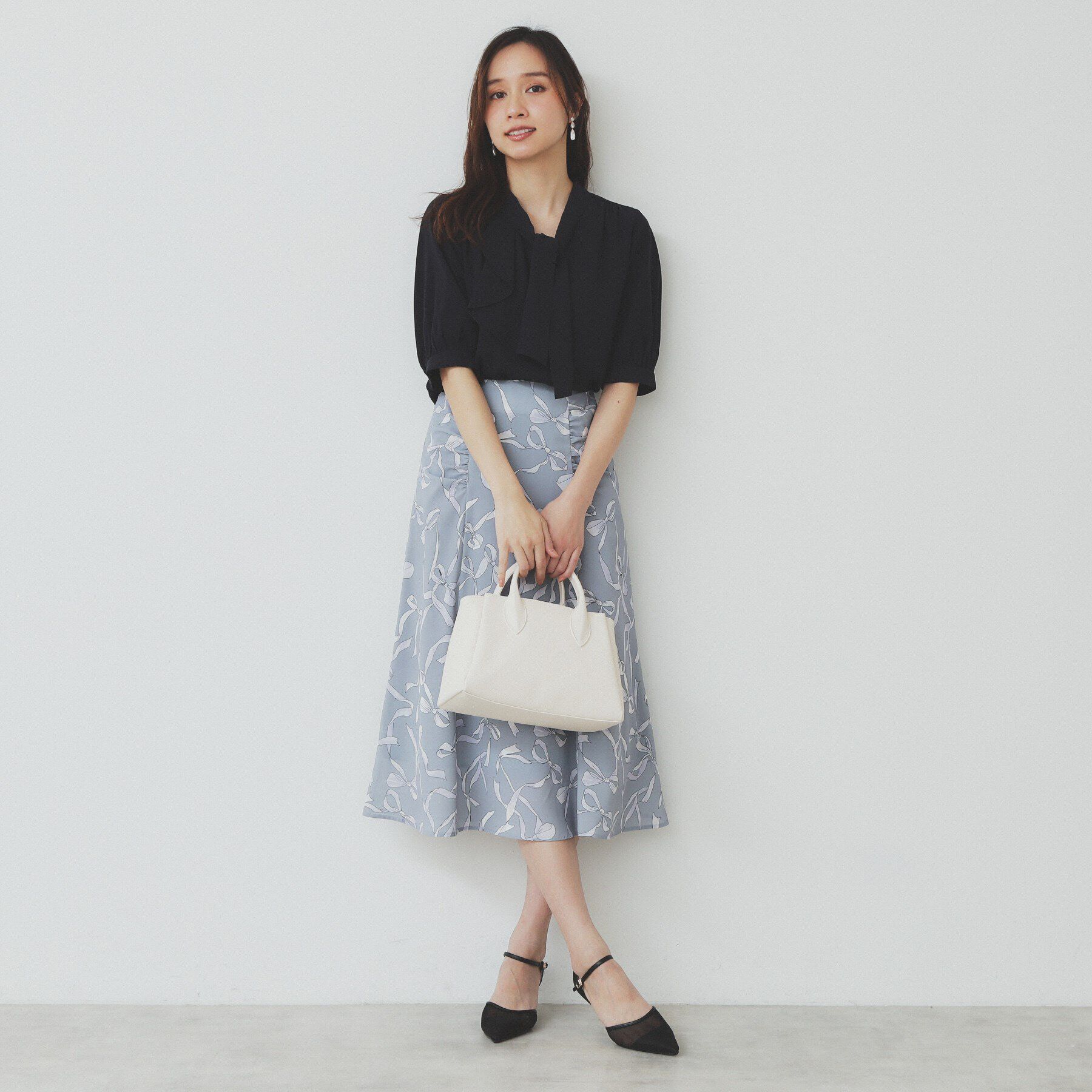 index「ラッフルボウタイブラウス【洗濯機洗い可/イージーアイロン】」|シャツ・ブラウス|