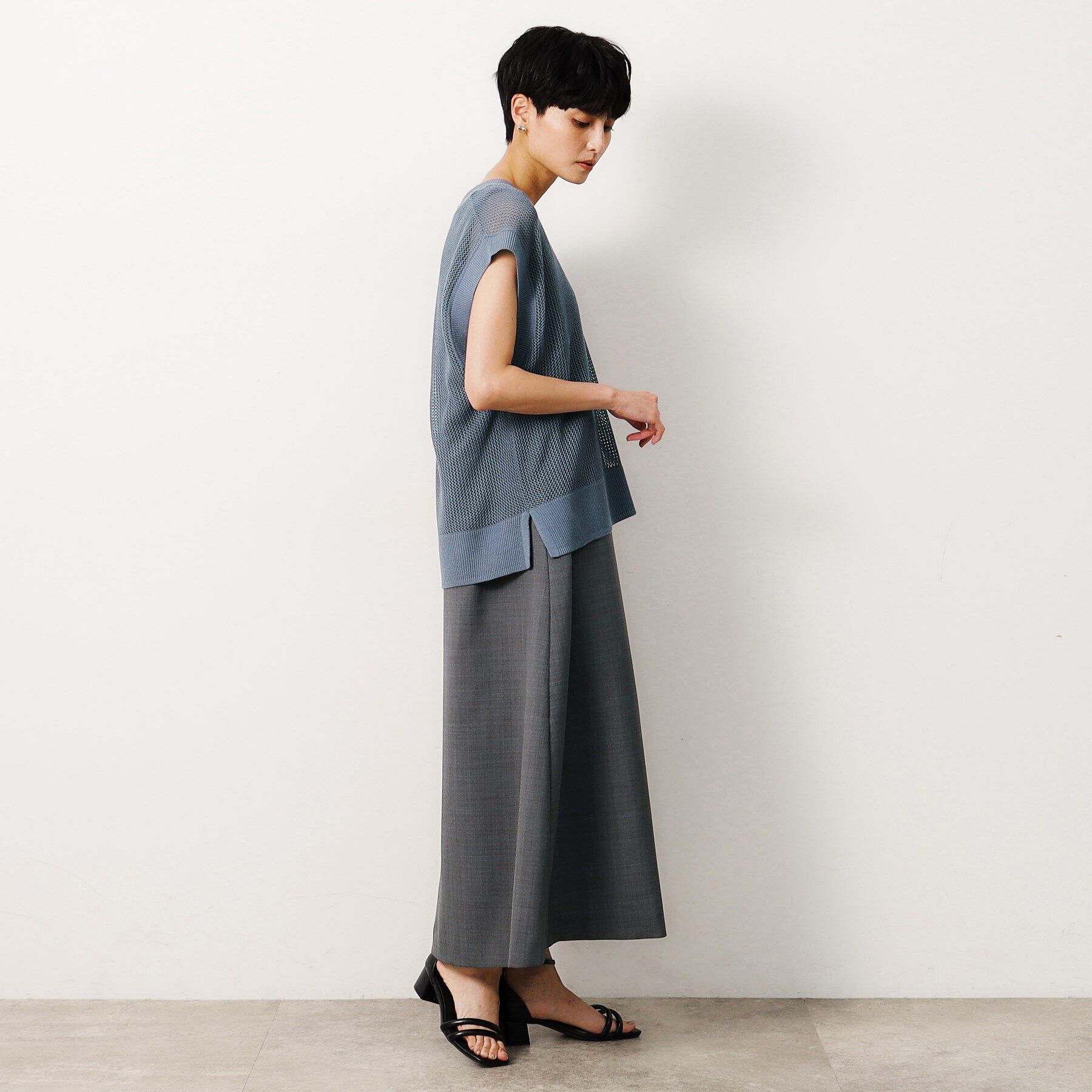 OPAQUE.CLIP「【ツインセット】メッシュニット&times;ノースリーブワンピース【洗濯機洗い可】」|ワンピース|