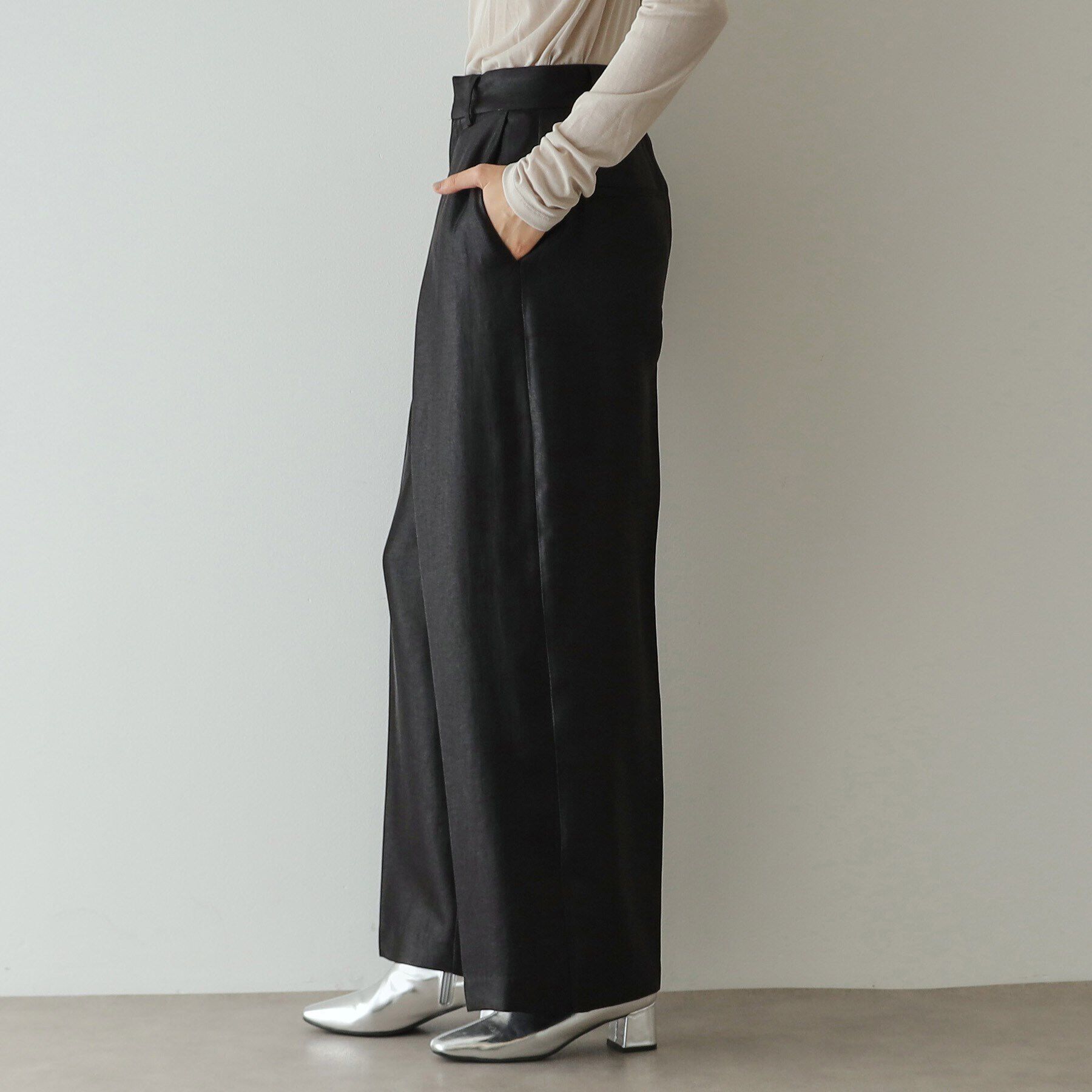 OPAQUE.CLIP「《Oggi掲載》シャイニータックワイドパンツ【洗濯機洗い可】」|その他|