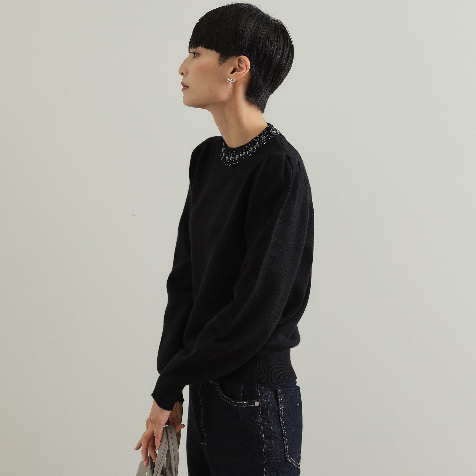 OPAQUE.CLIP「《美人百花掲載》ビジューネックパフスリーブニット【洗える】」|ニット・セーター|