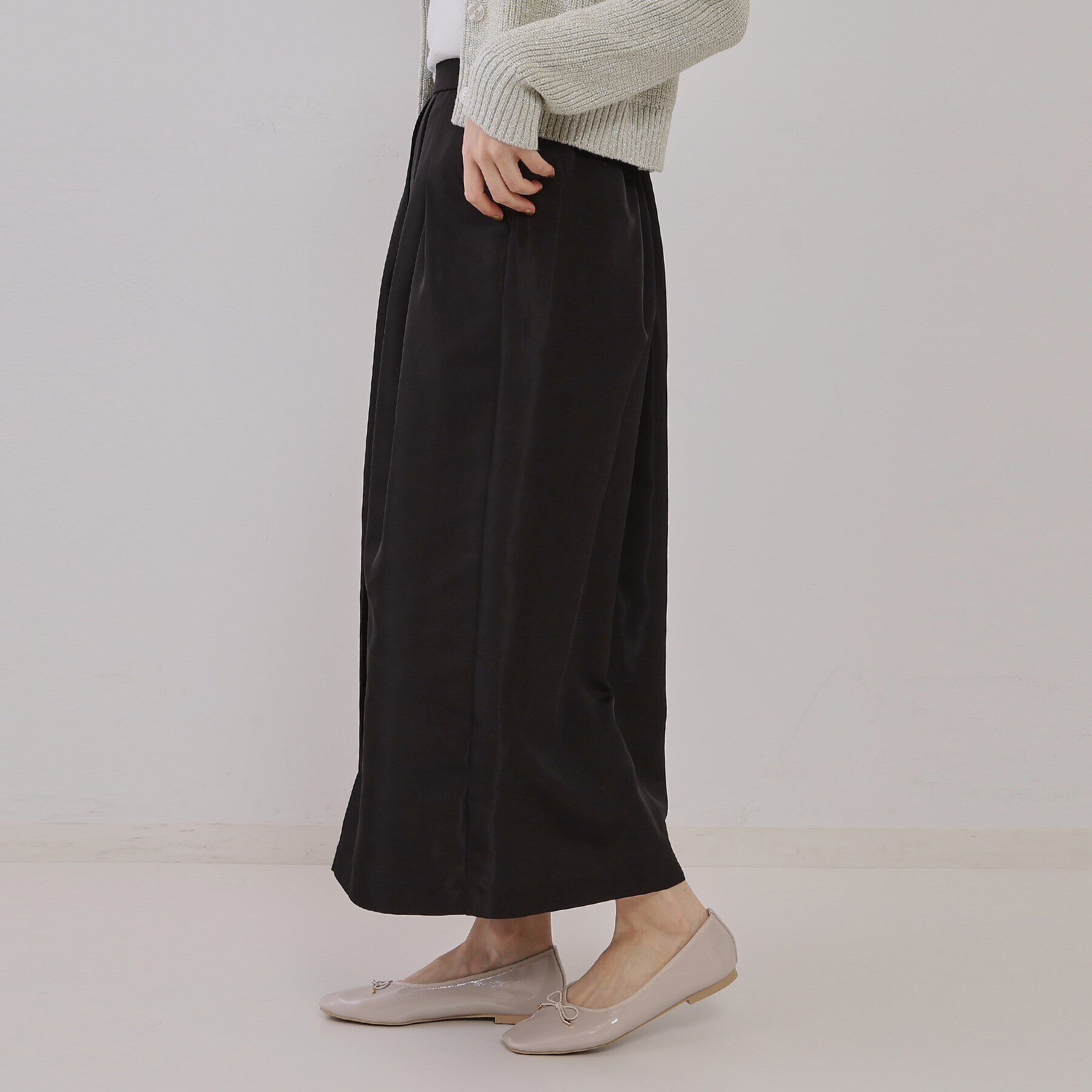 OPAQUE.CLIP「オーガンジータックコクーンスカート【洗濯機洗い可】」|スカート|