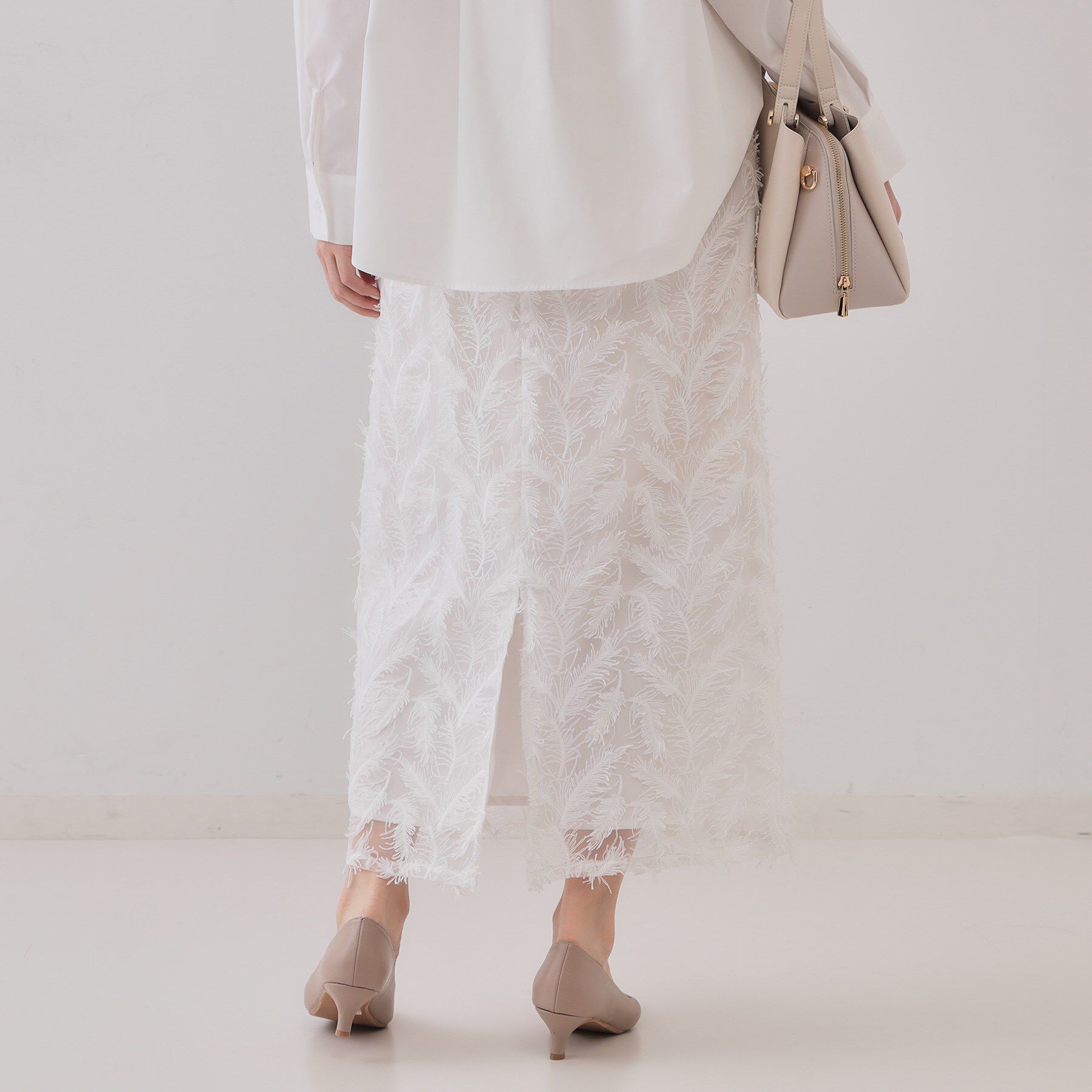 OPAQUE.CLIP「《andGIRL掲載》立体モチーフレースタイトスカート【洗濯機洗い可】」|スカート|