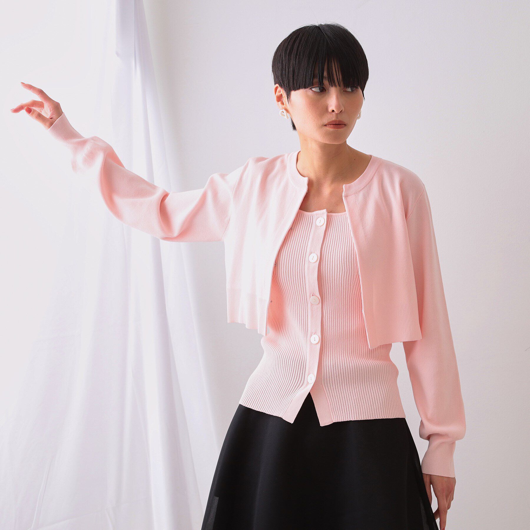 OPAQUE.CLIP「《美人百花掲載》ショートカーディガン&times;リブキャミソール【洗濯機洗い可/抗ピル】」|その他|ライトピンク(070