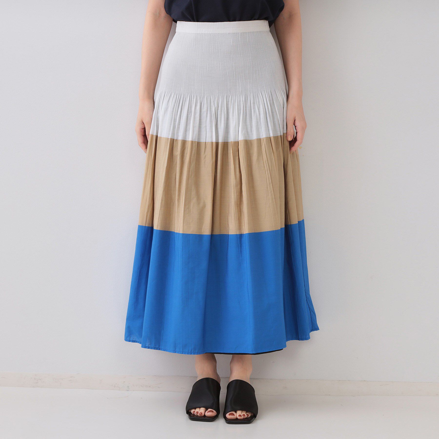 OPAQUE.CLIP「シャーリングフレアスカート/リバーシブル着用可【洗濯機洗い可】」|スカート|