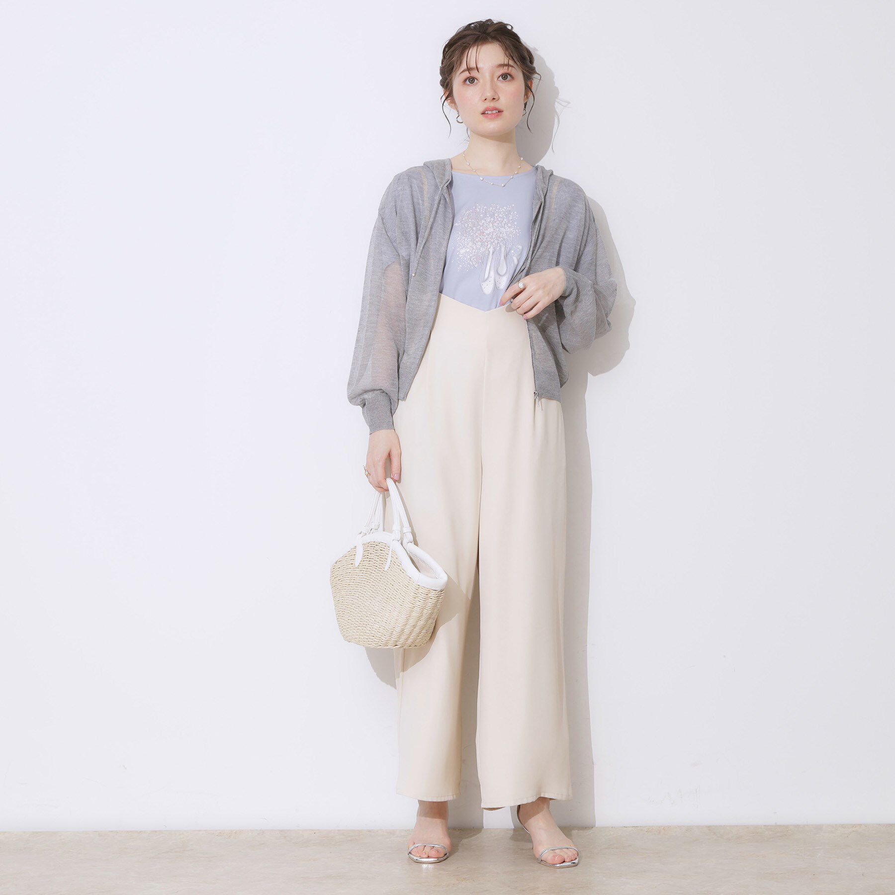 Couture broach「【上品な透け感・大人カジュアル】シアージップアップフーディー」|パーカー|