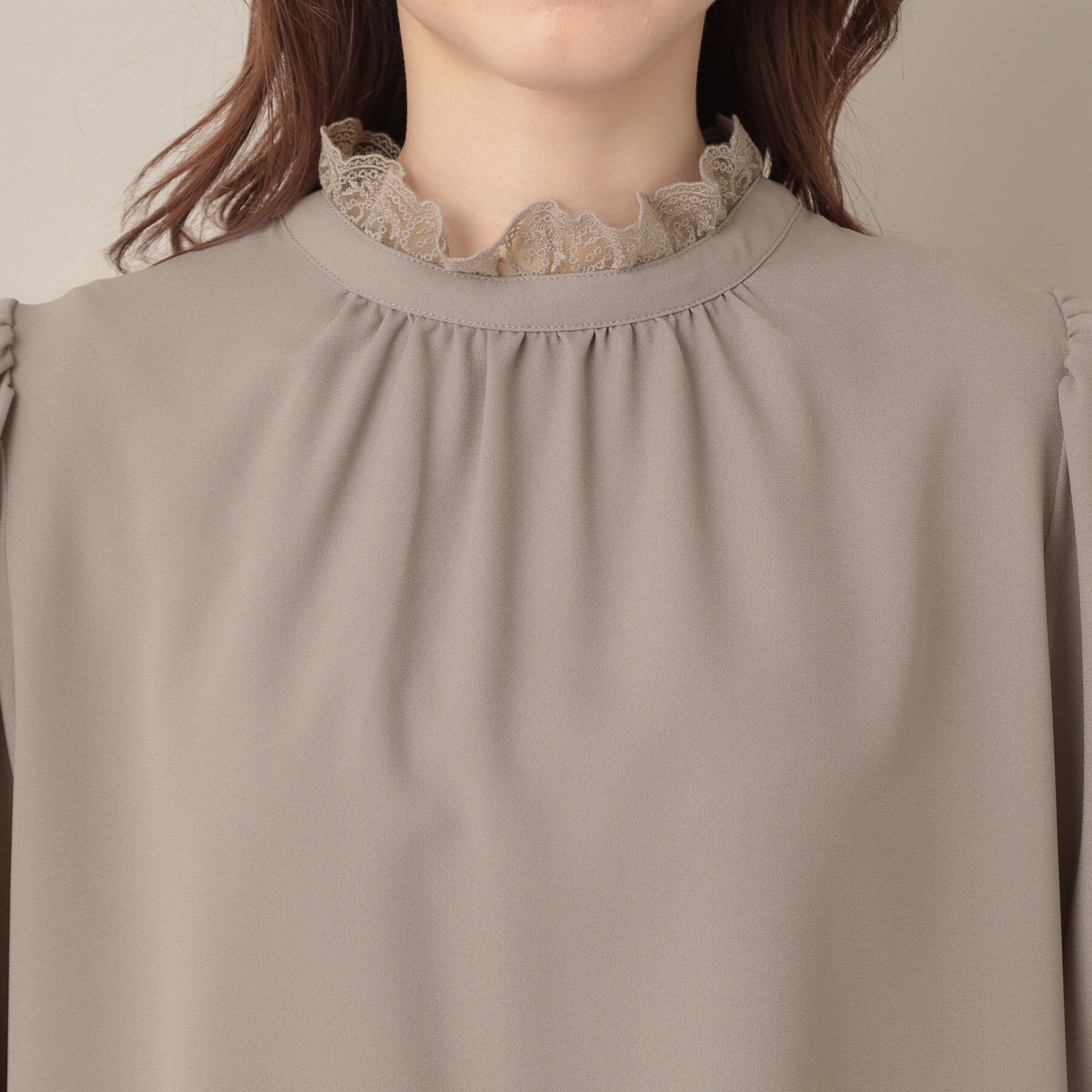 Couture broach「【華やか・大人可愛い・5分袖】エンブロレース前後2WAYブラウス」|シャツ・ブラウス|