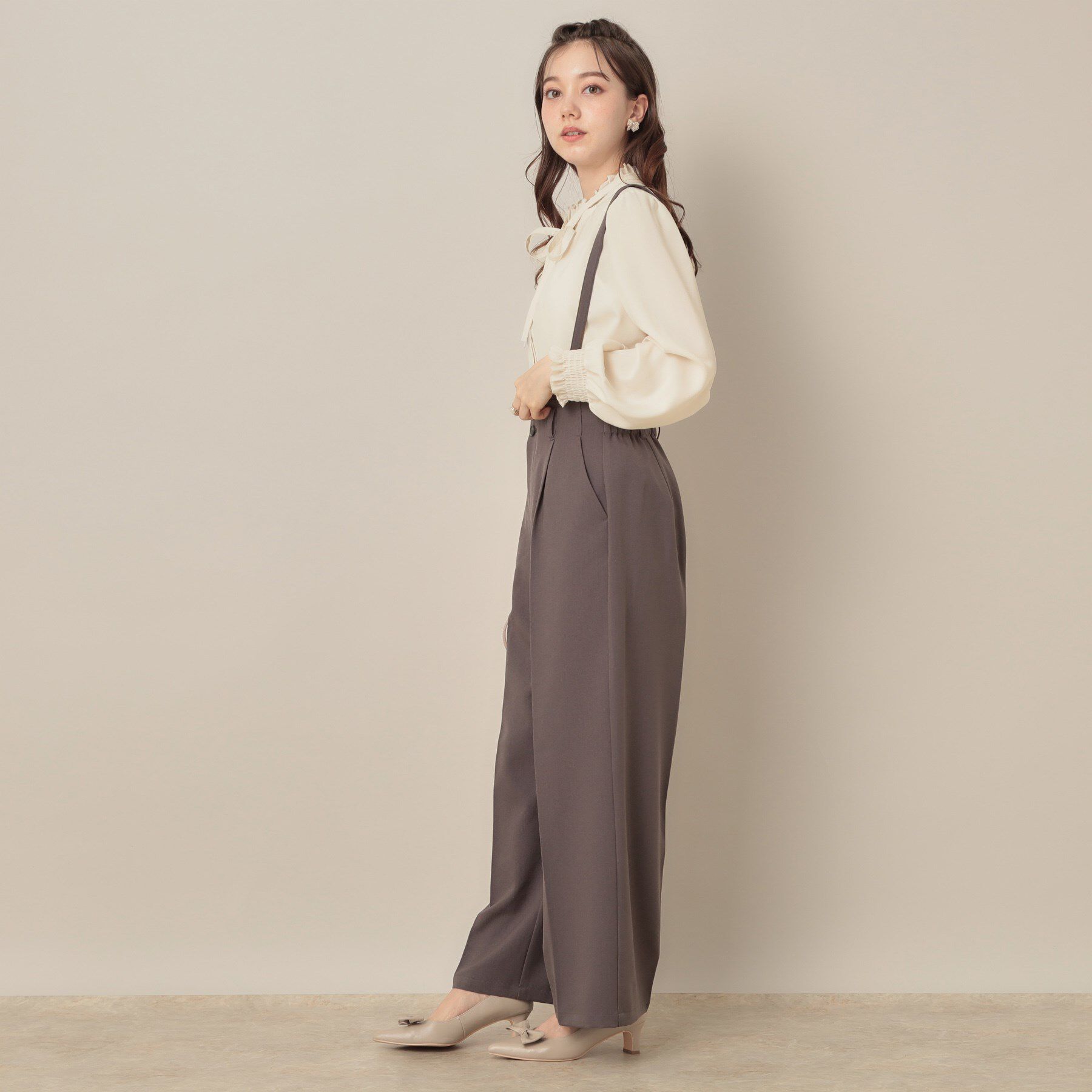 Couture broach「【フェミニン・通勤】タイ付きピコフリルブラウス」|シャツ・ブラウス|