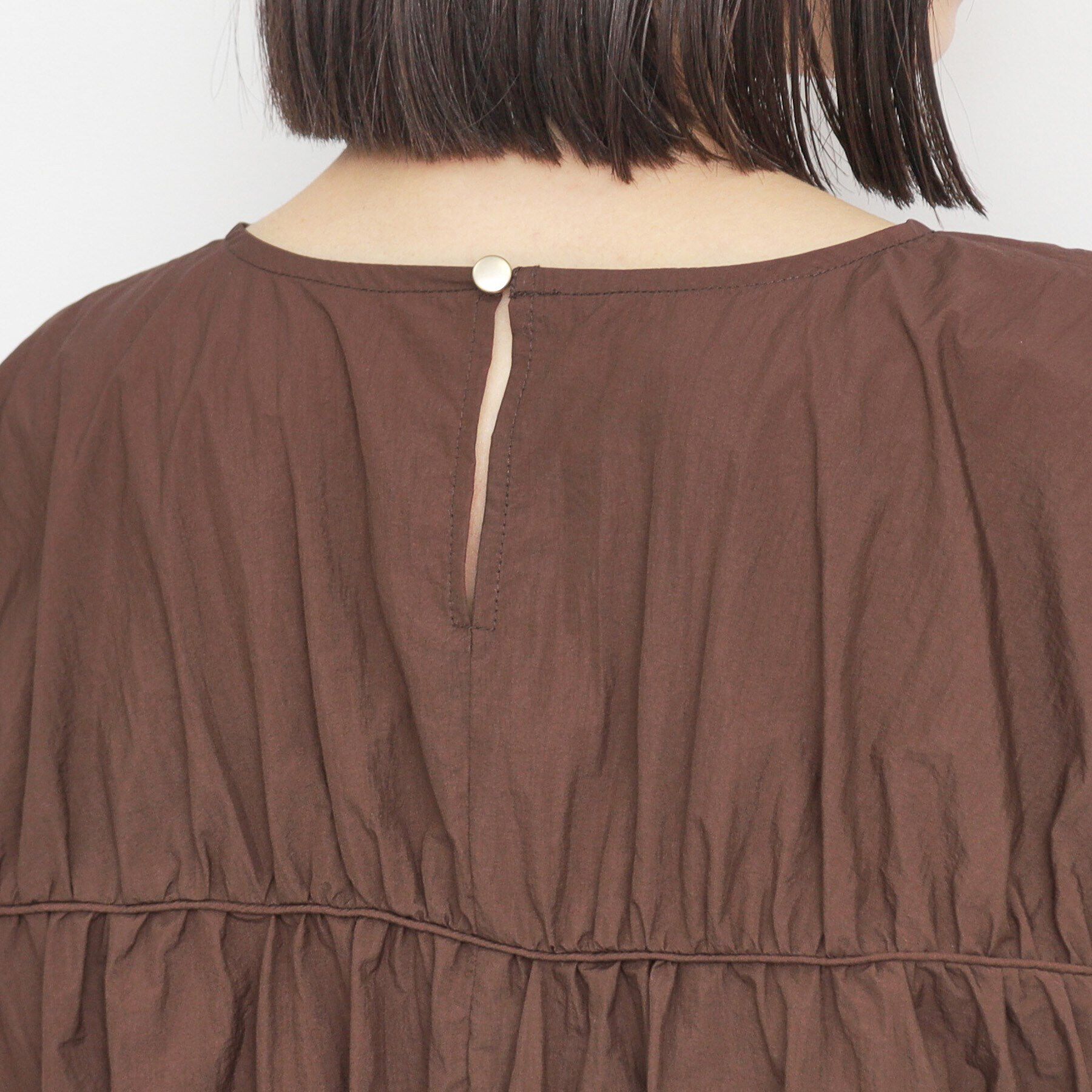 THE SHOP TK「ナイロンシャーリングブラウス【洗える】」|シャツ・ブラウス|