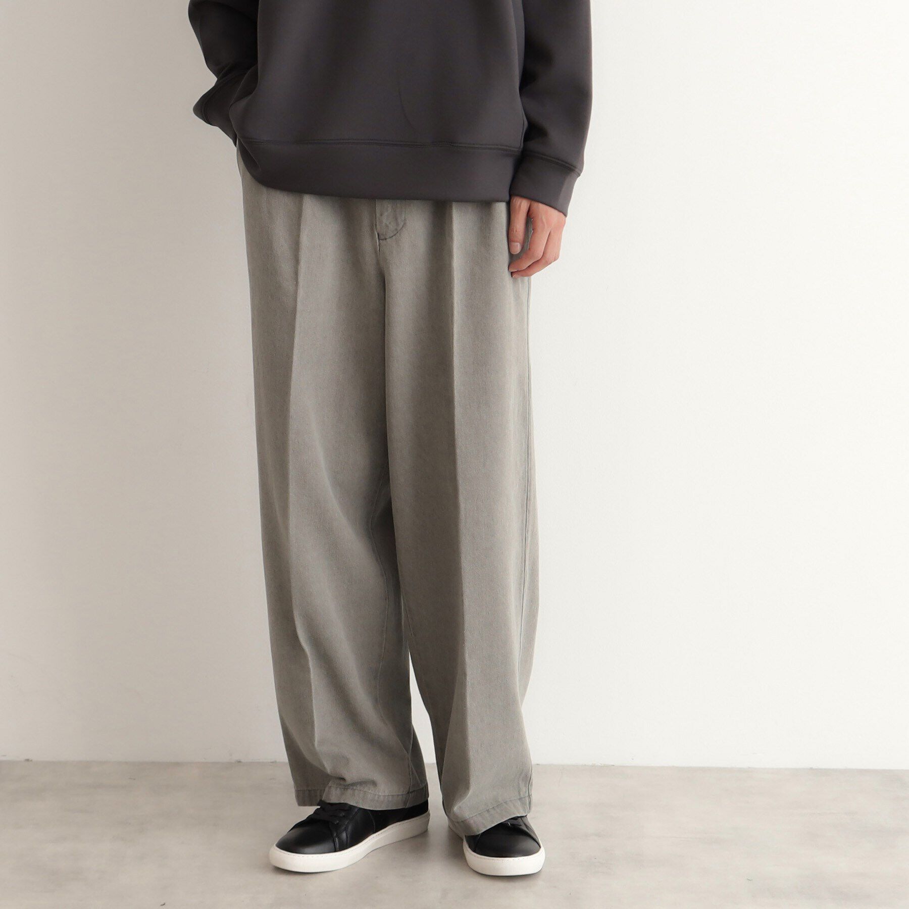 THE SHOP TK「ツータックワイドストレートスラックス ツイル／デニム」|その他|